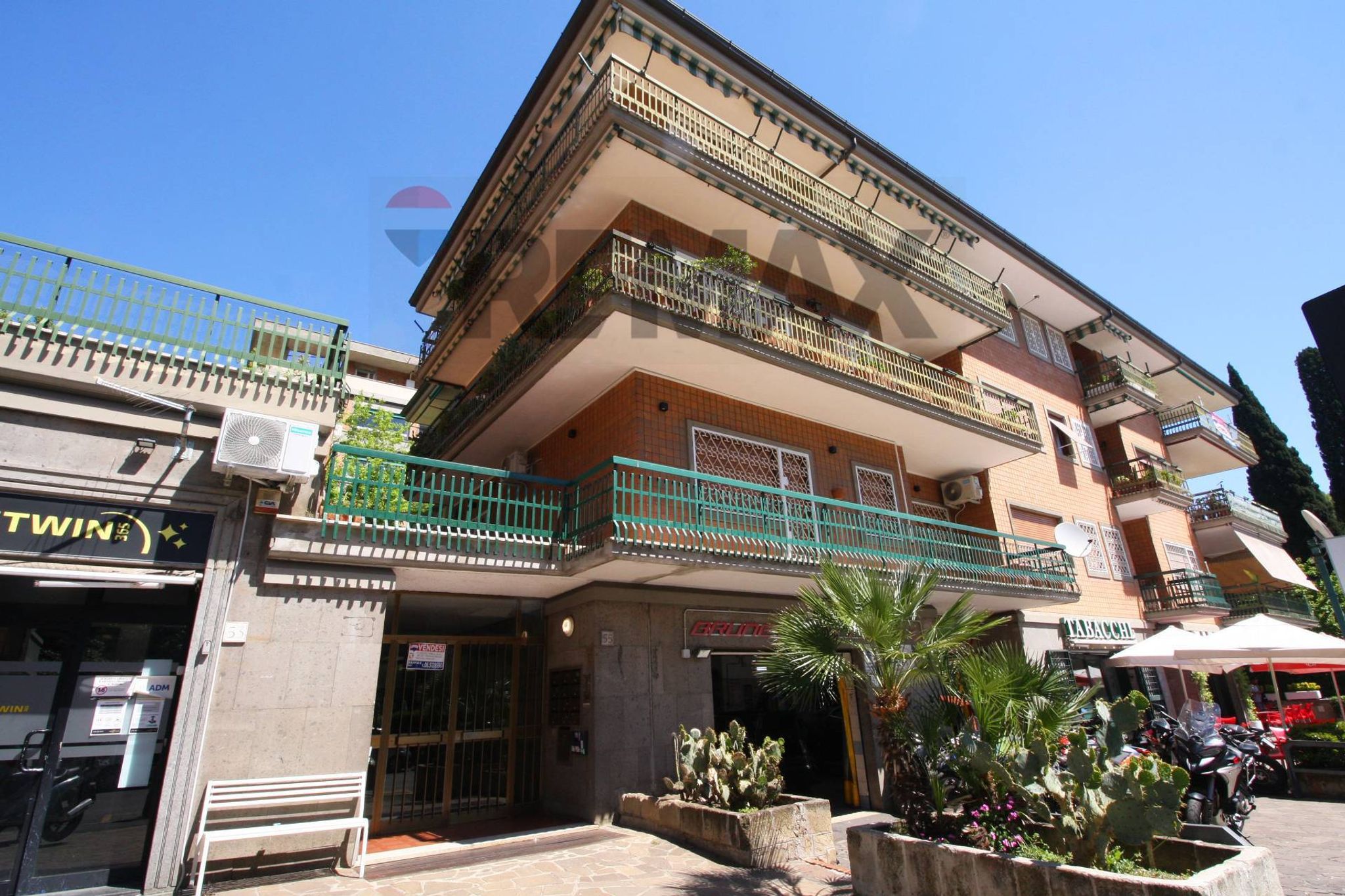 Edificio all'aperto