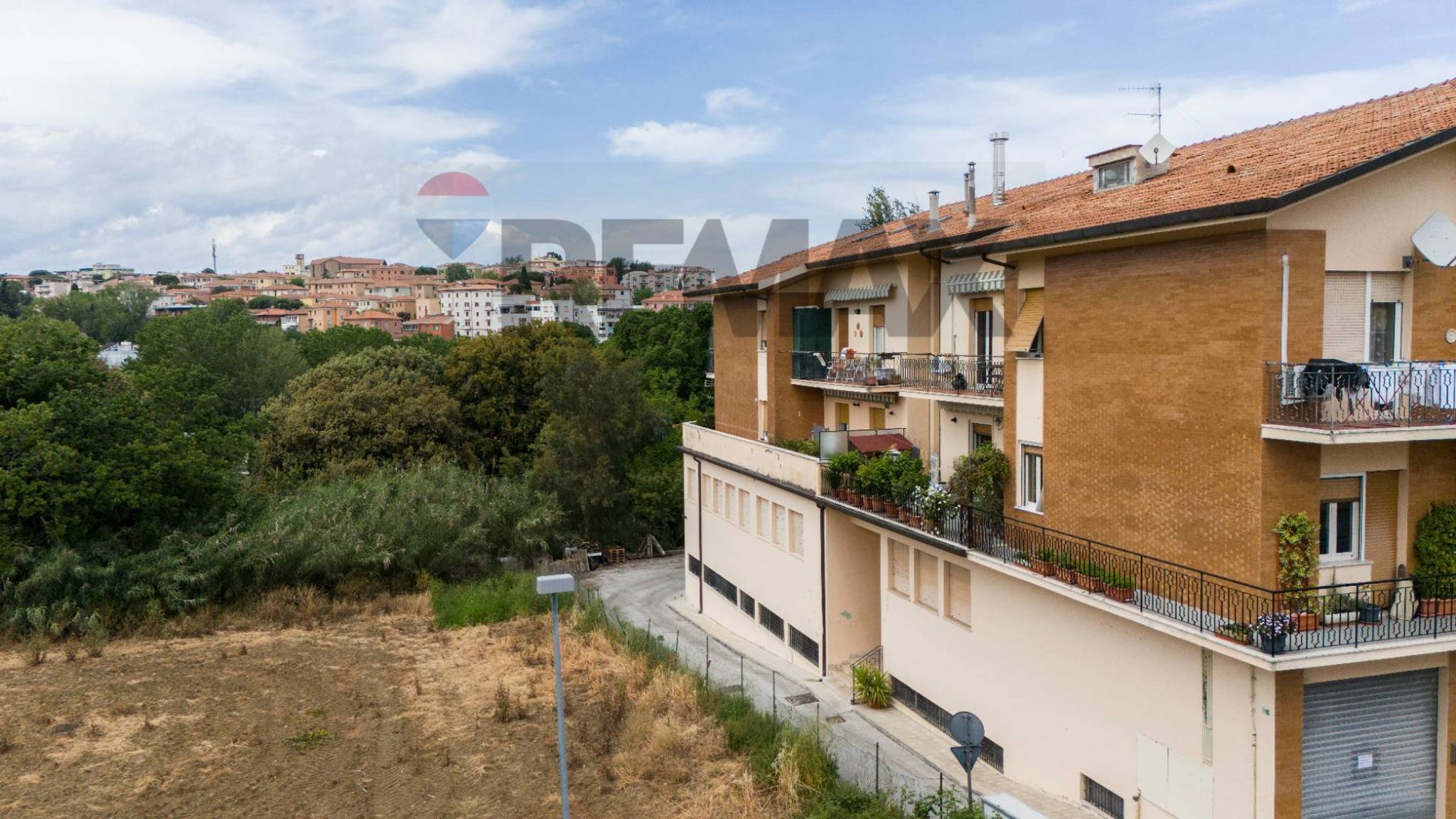 Edificio all'aperto