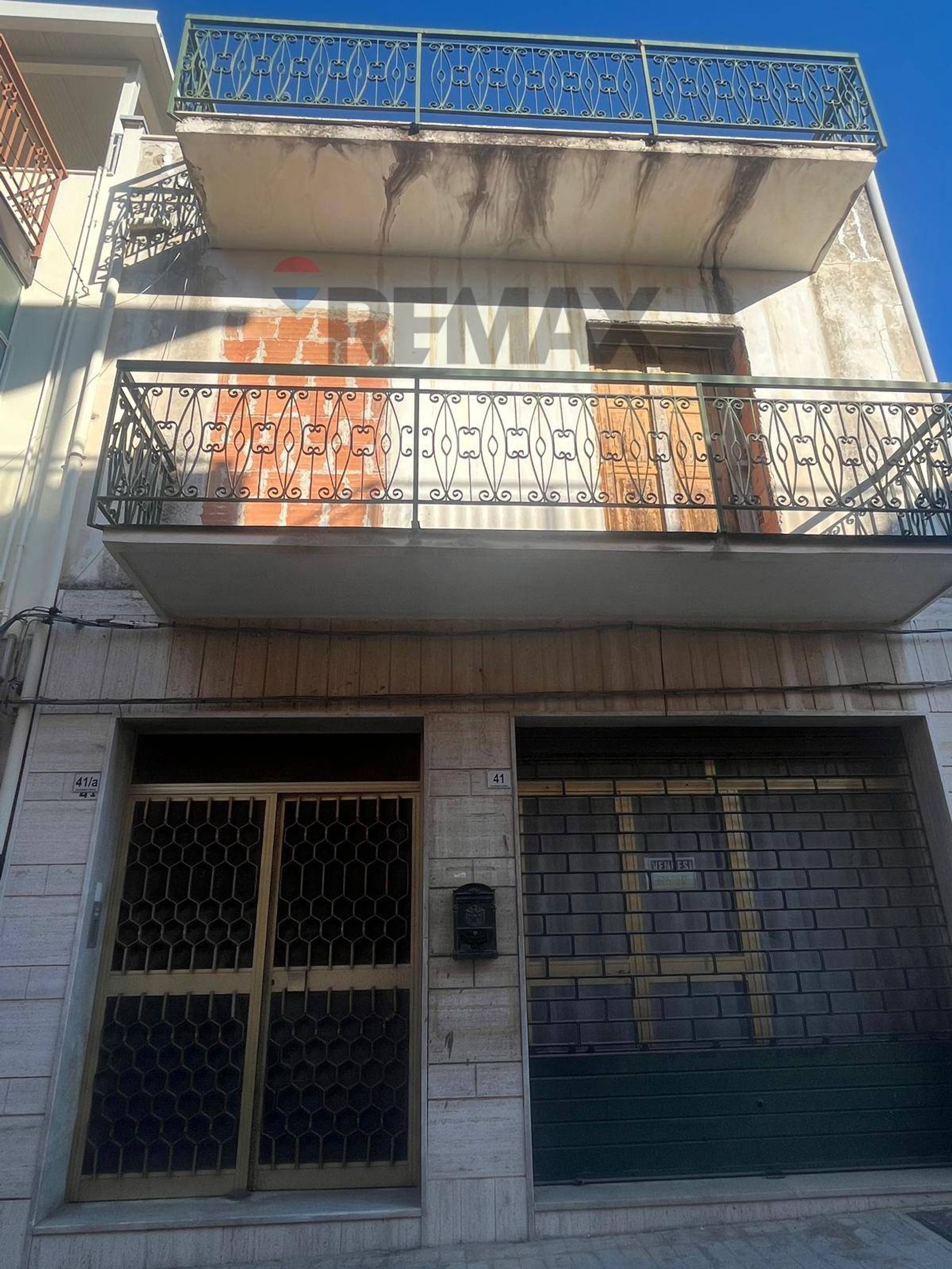 Edificio all'aperto