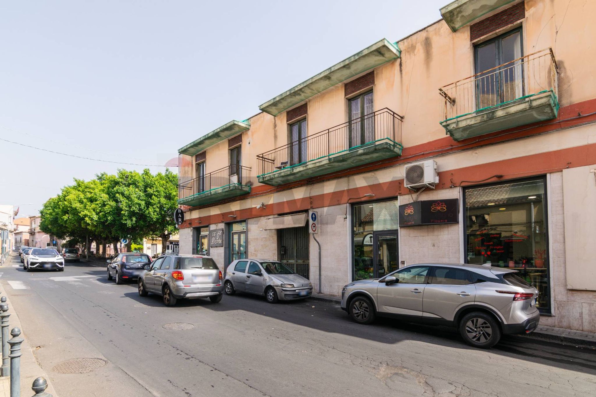 Edificio all'aperto