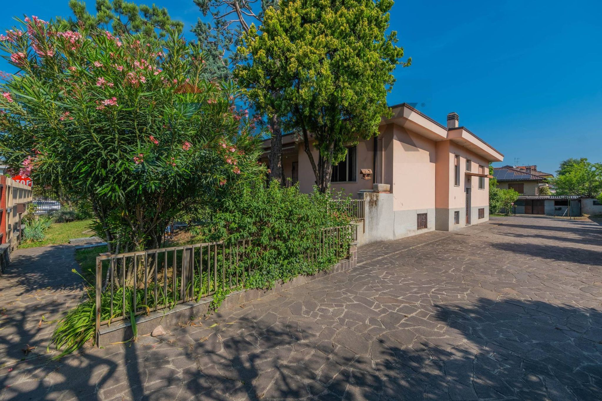 Casa all'aperto
