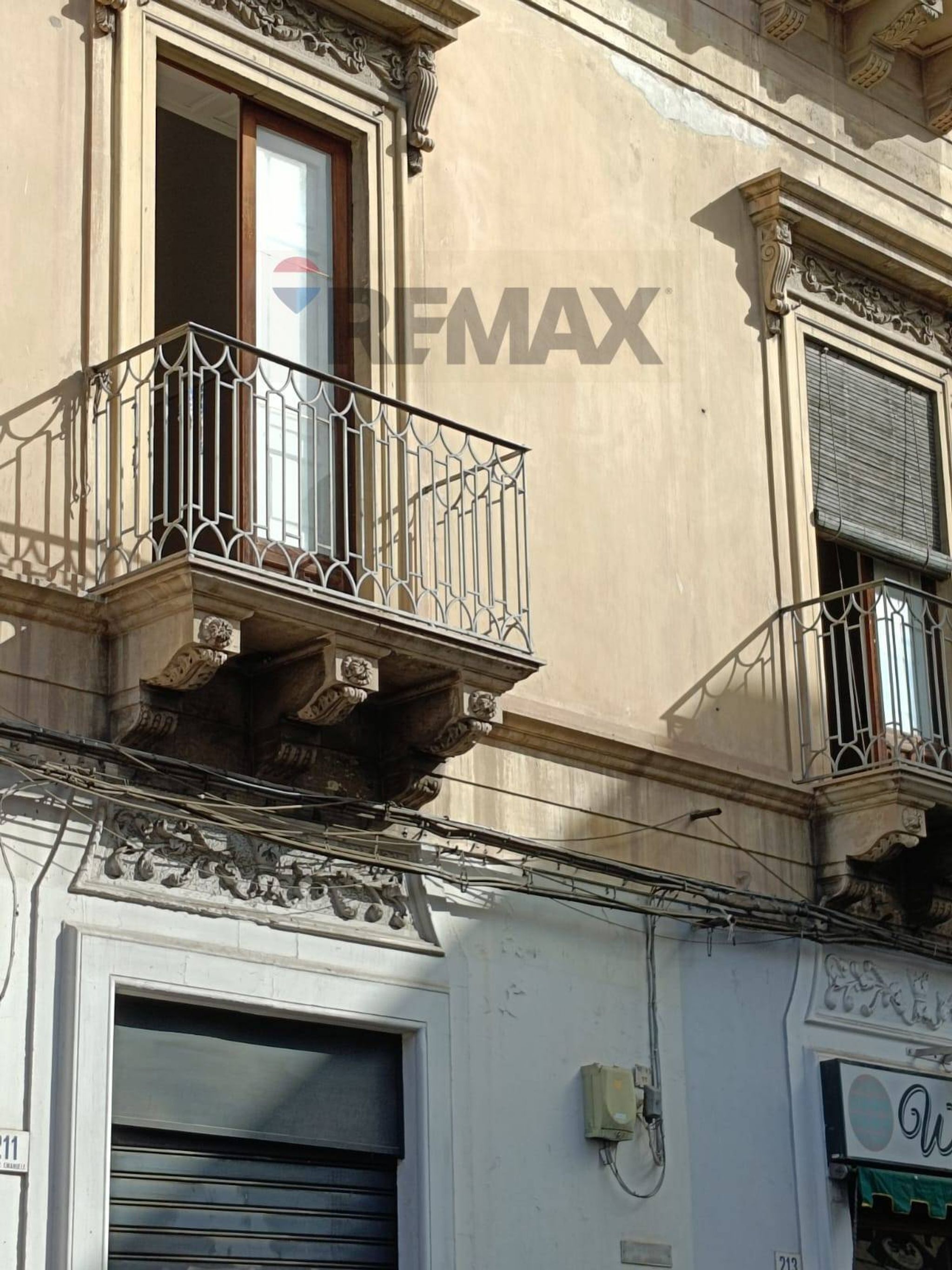 Edificio all'aperto