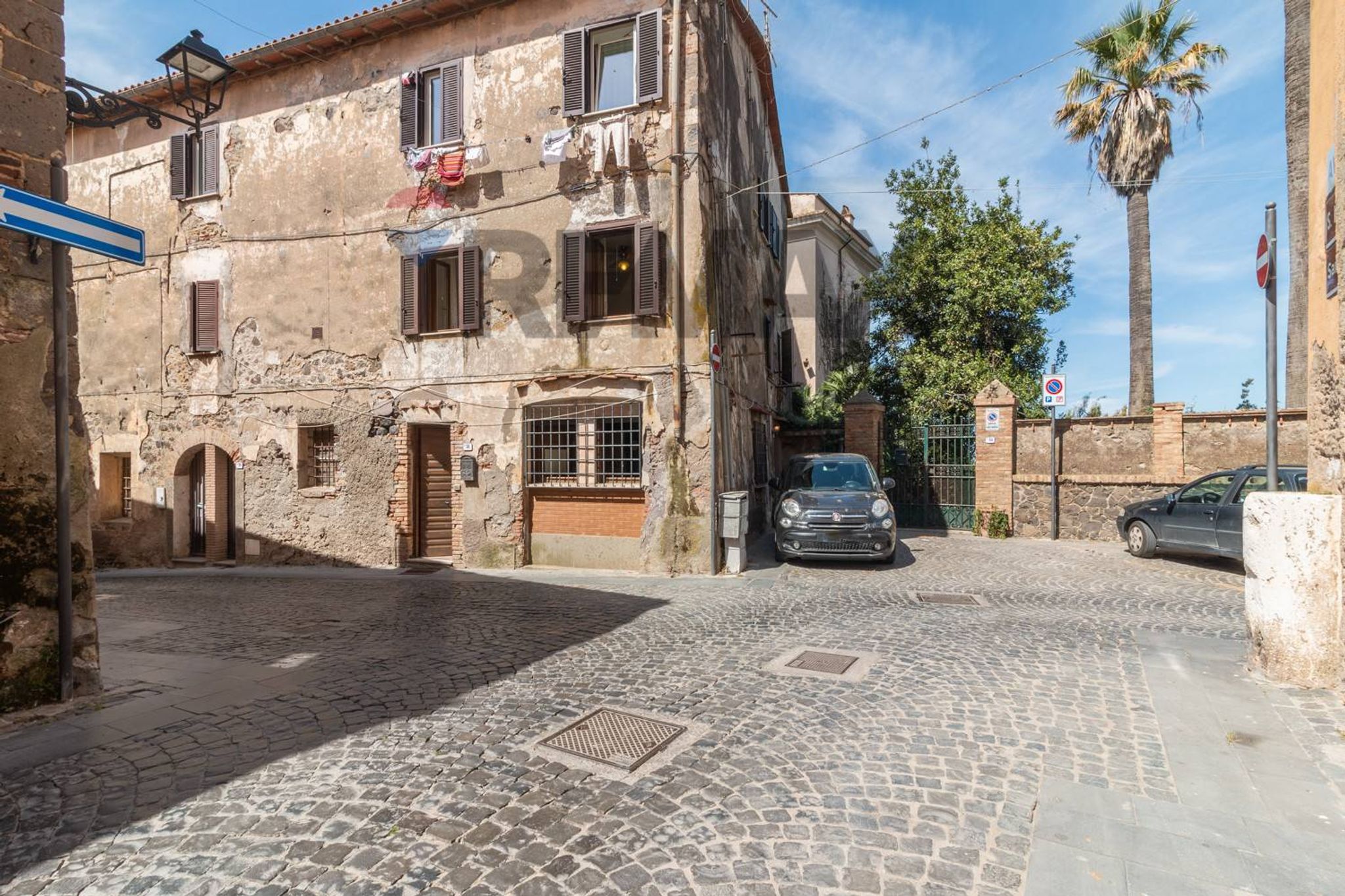 Edificio all'aperto
