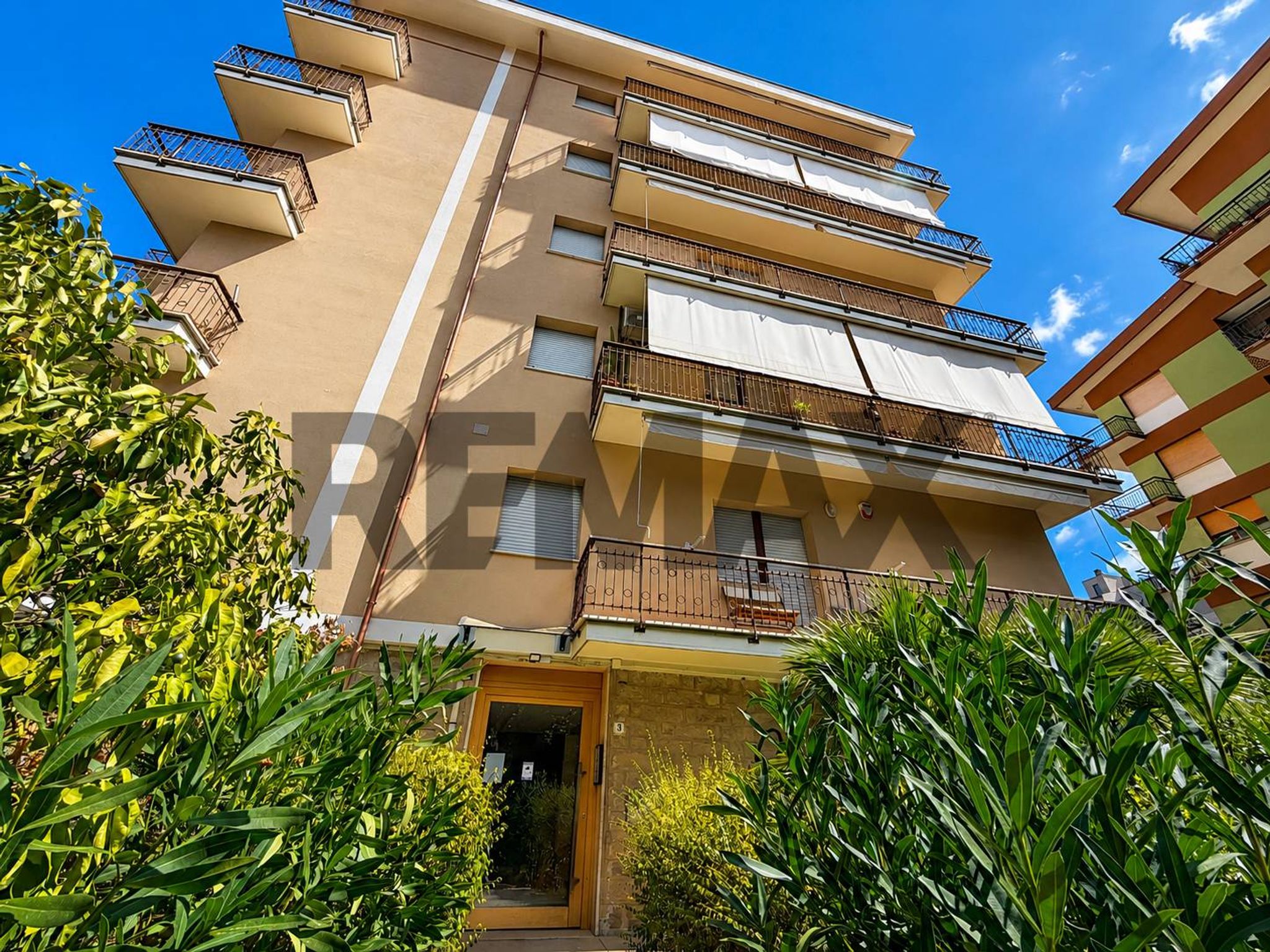 Edificio all'aperto