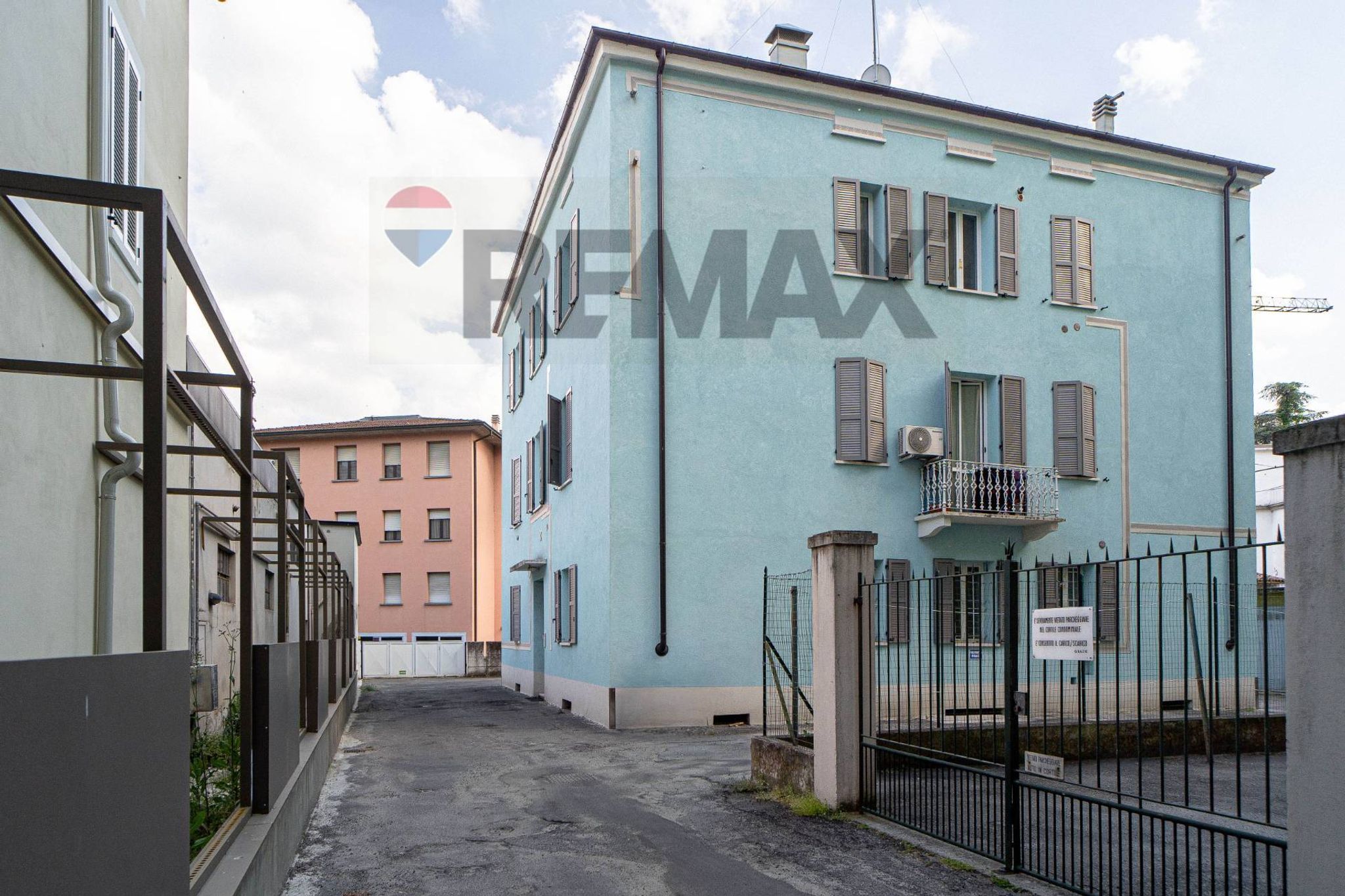 Edificio all'aperto