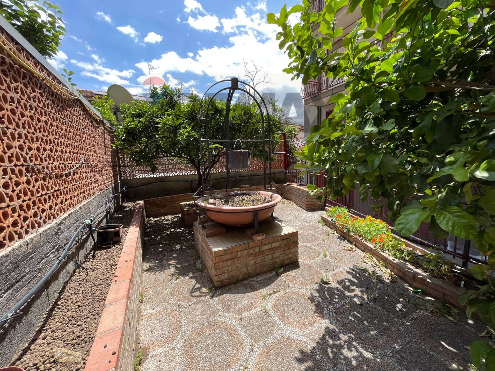 Property in Gaggi