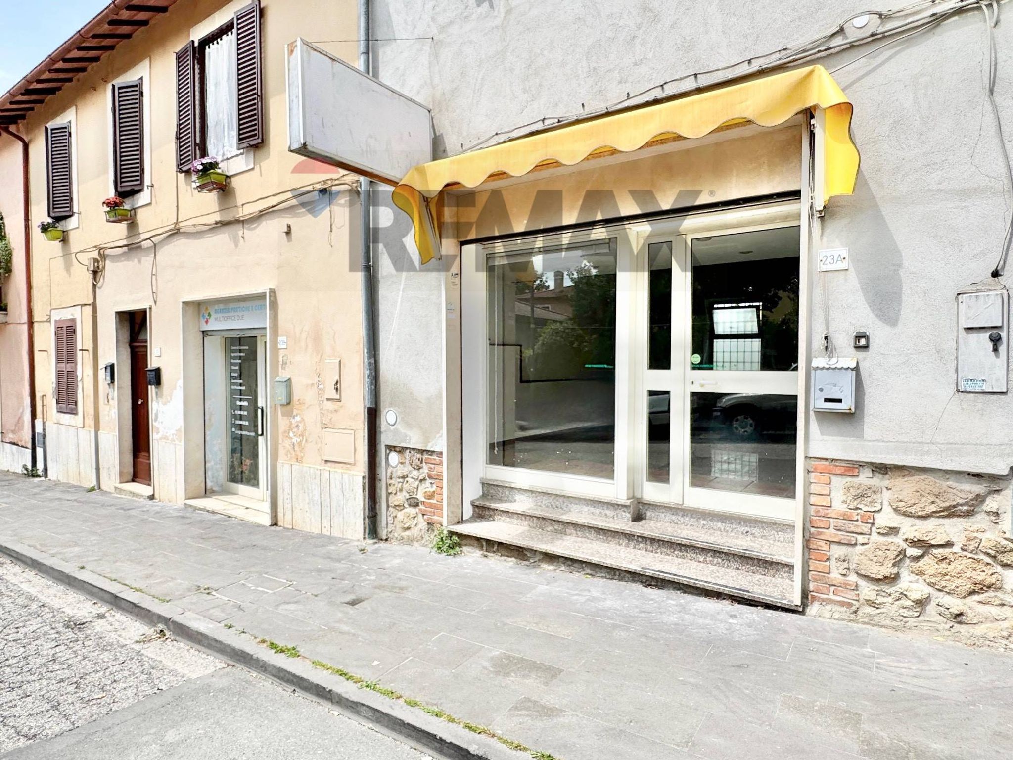 Edificio all'aperto