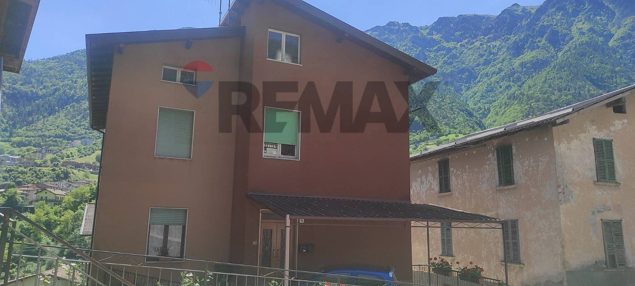 Edificio all'aperto