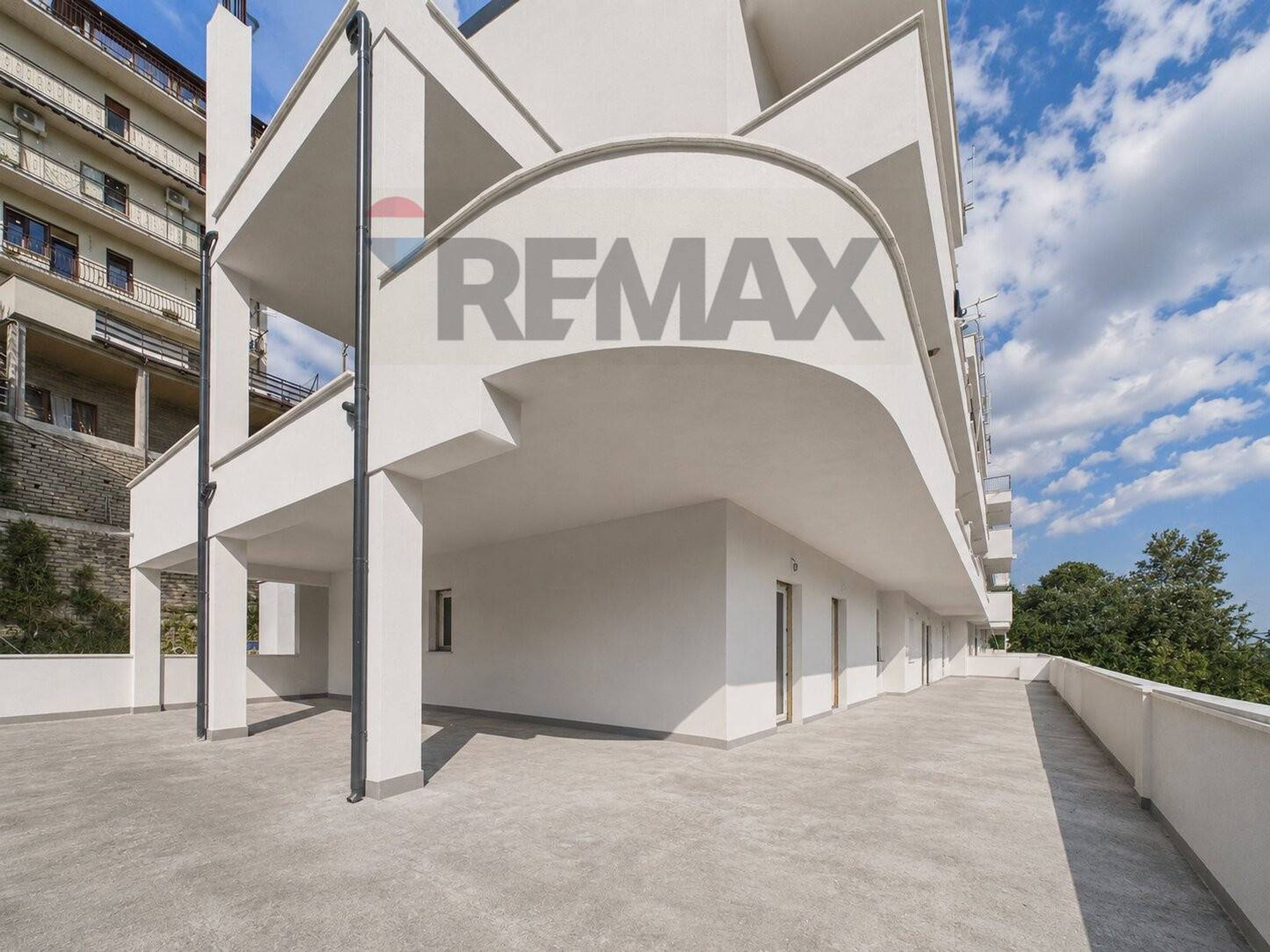 Edificio all'aperto