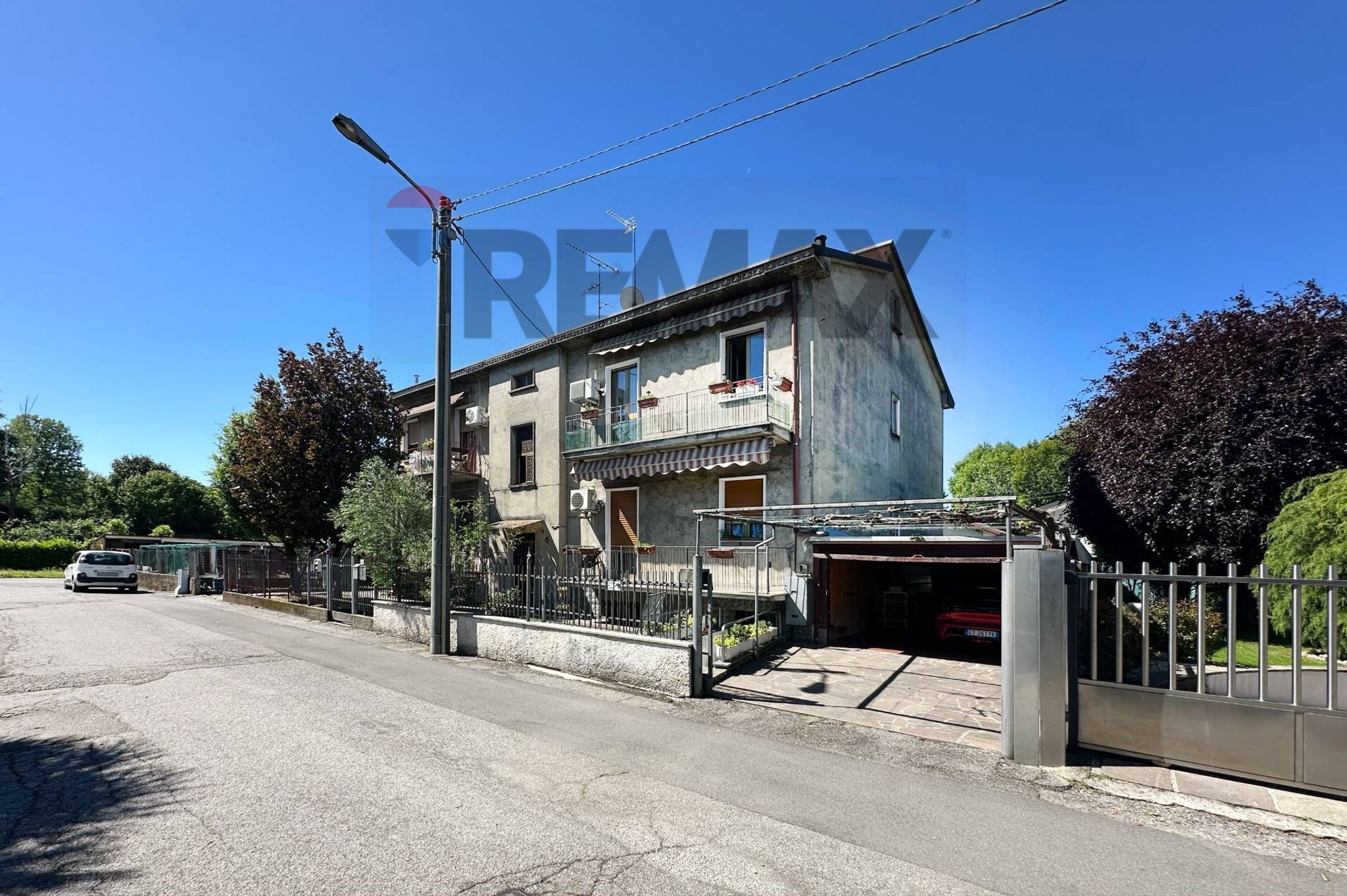 Edificio all'aperto