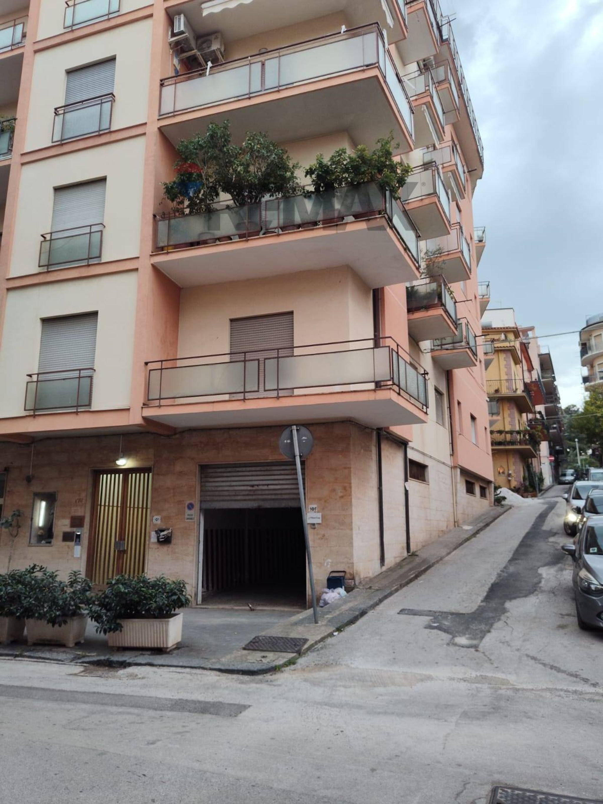 Edificio all'aperto