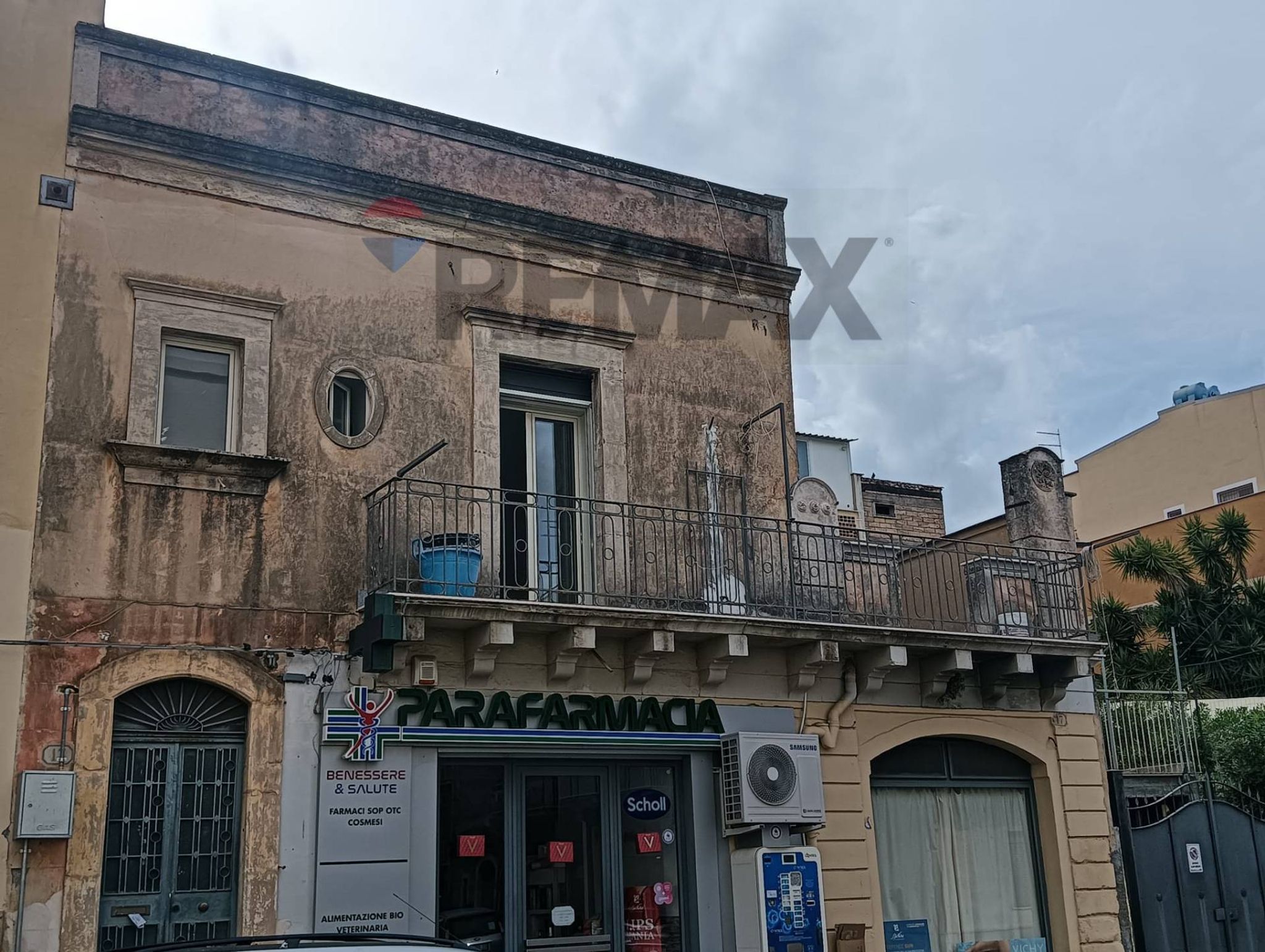 Edificio all'aperto