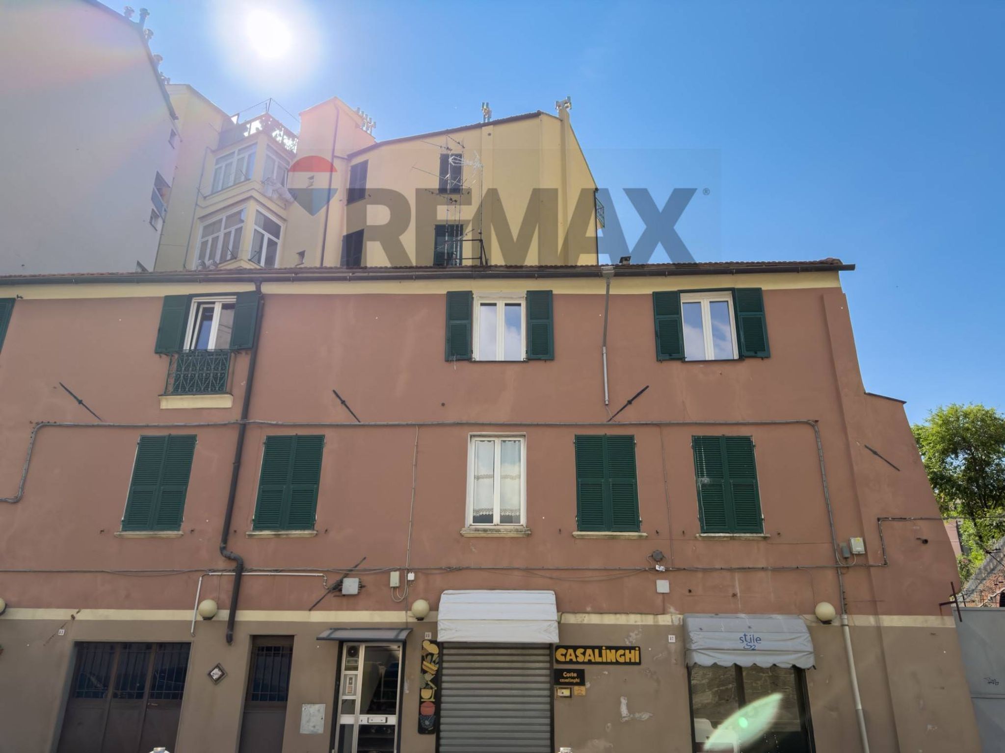 Edificio all'aperto
