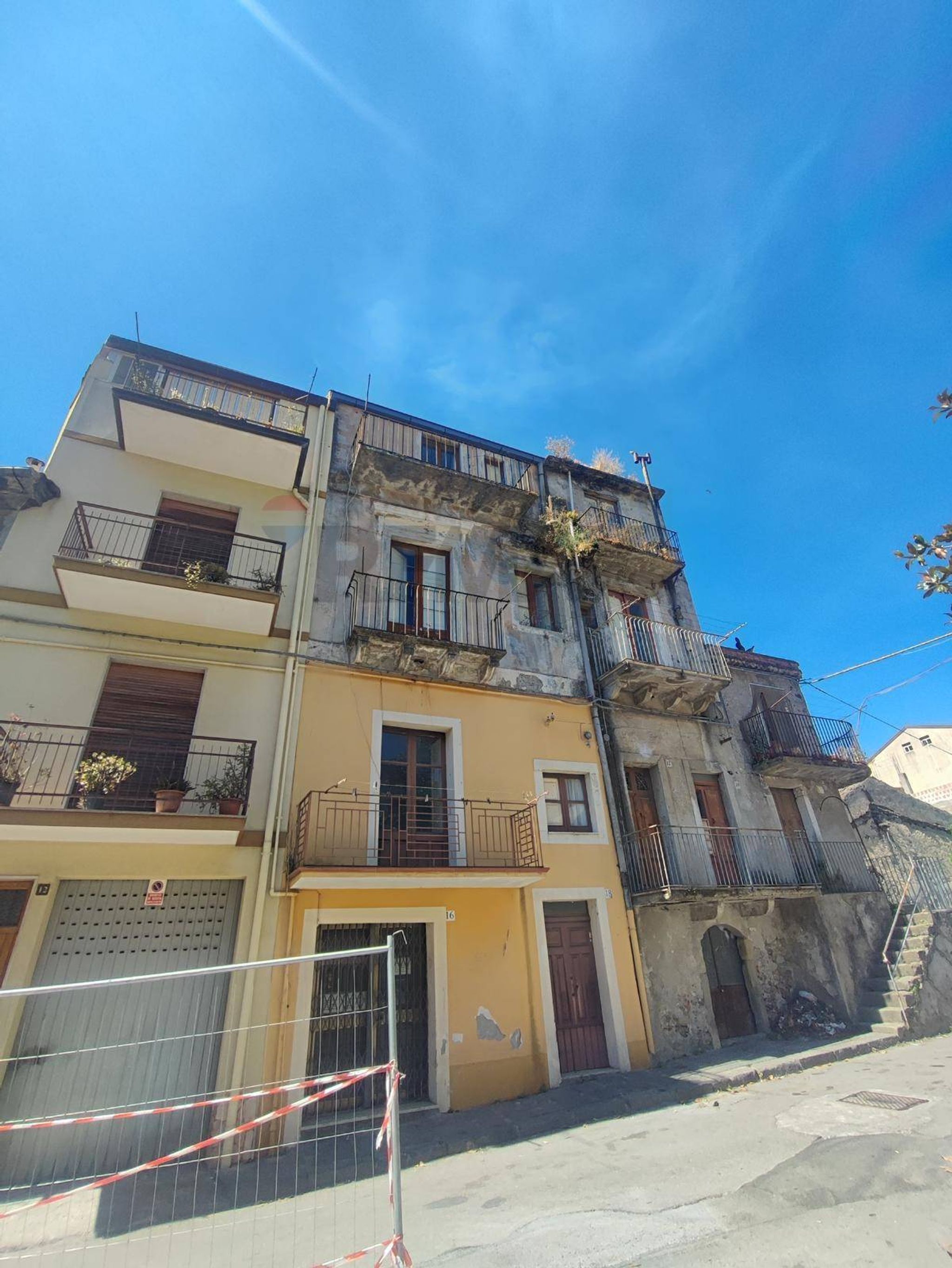 Edificio all'aperto