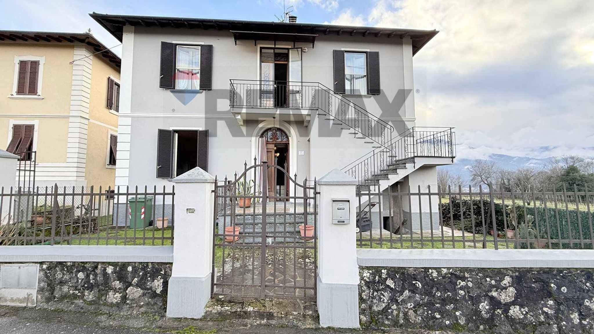 Property in Barga
