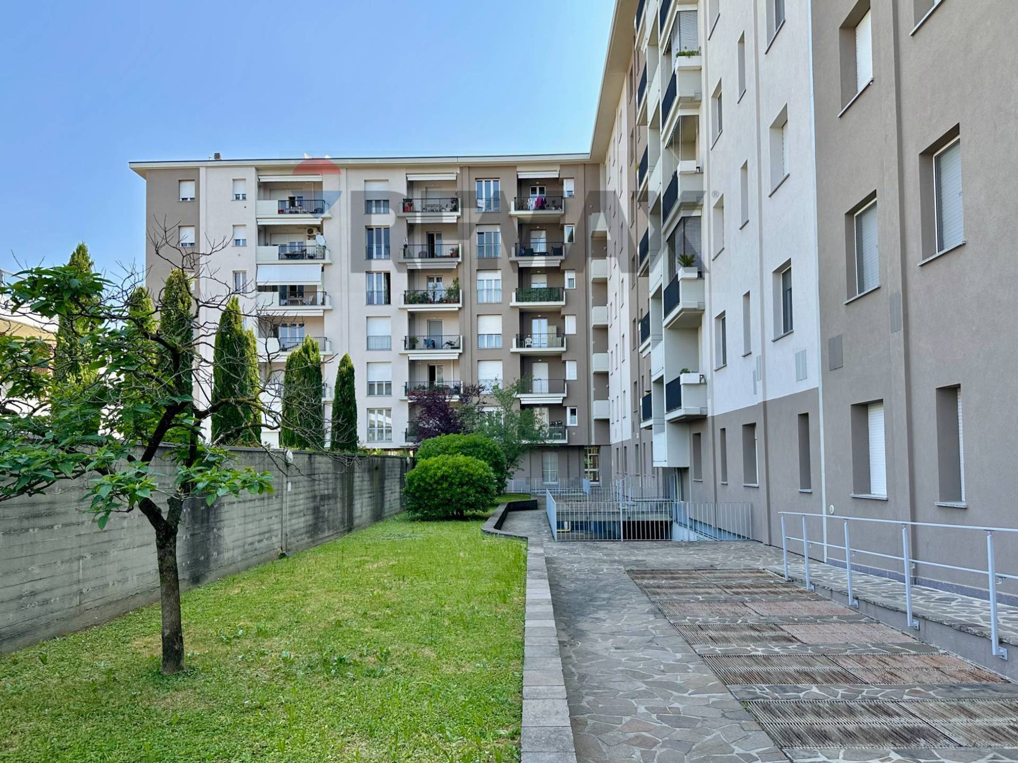Edificio all'aperto