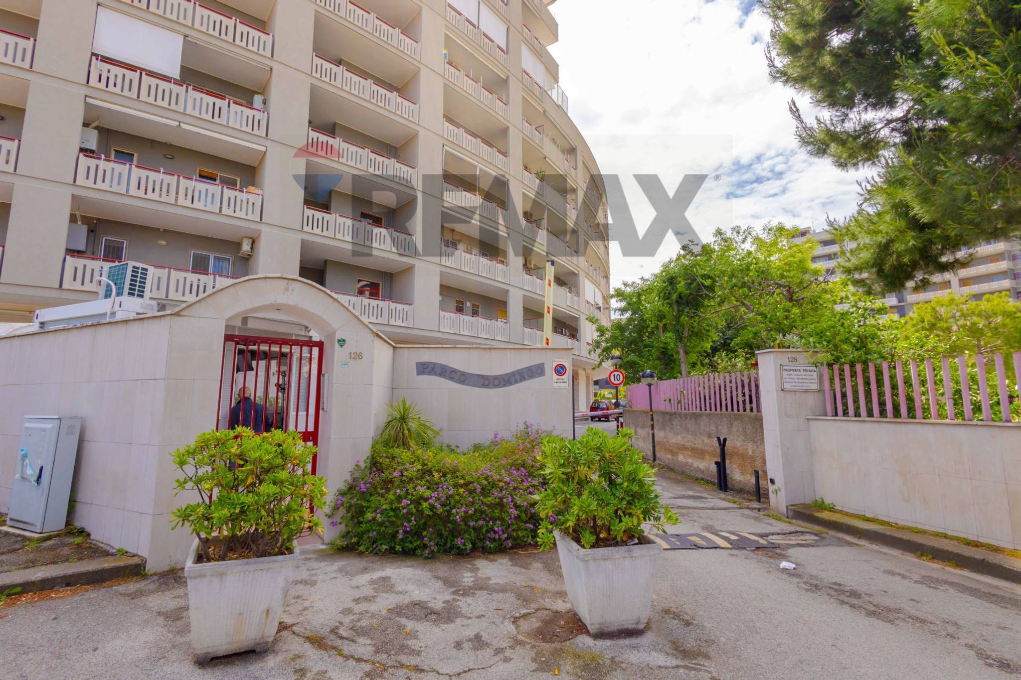 Edificio all'aperto