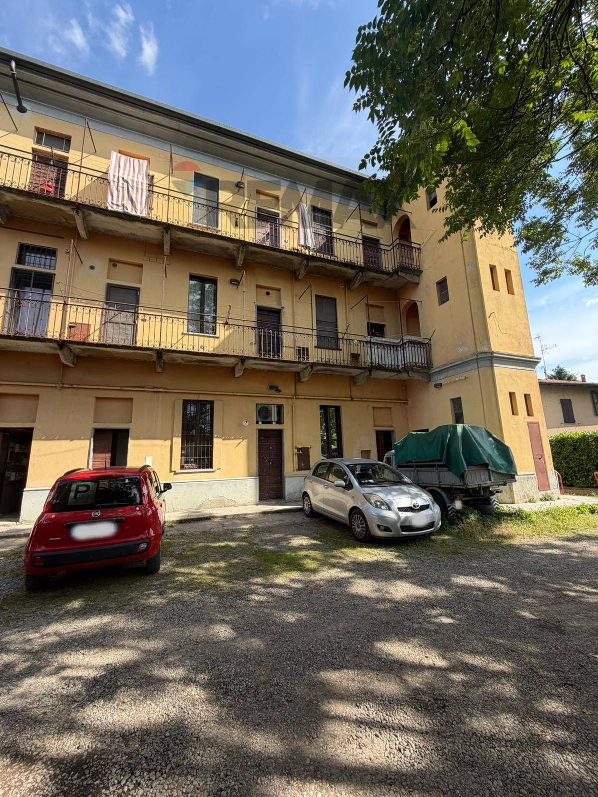 Edificio all'aperto