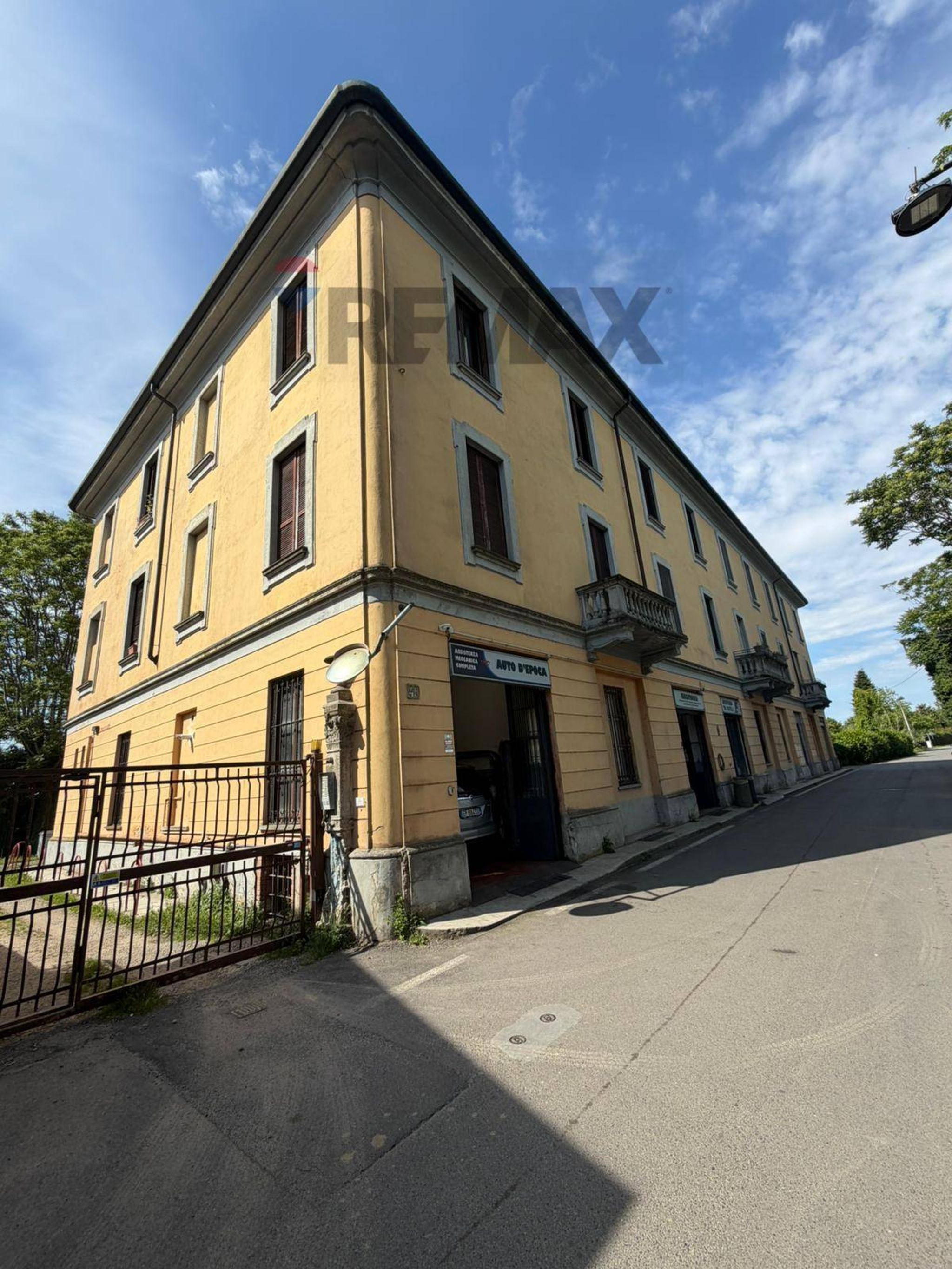Edificio all'aperto