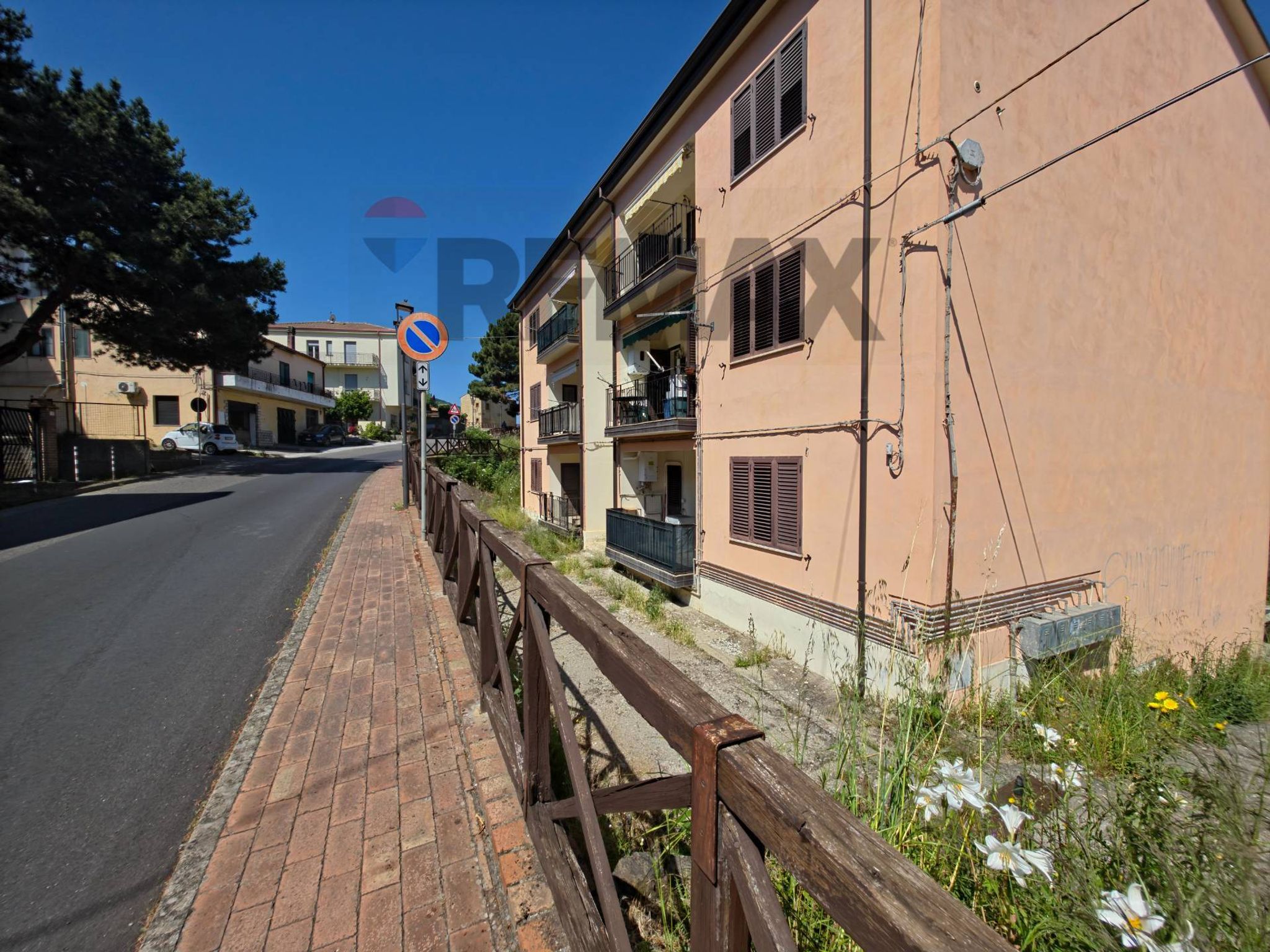 Edificio all'aperto