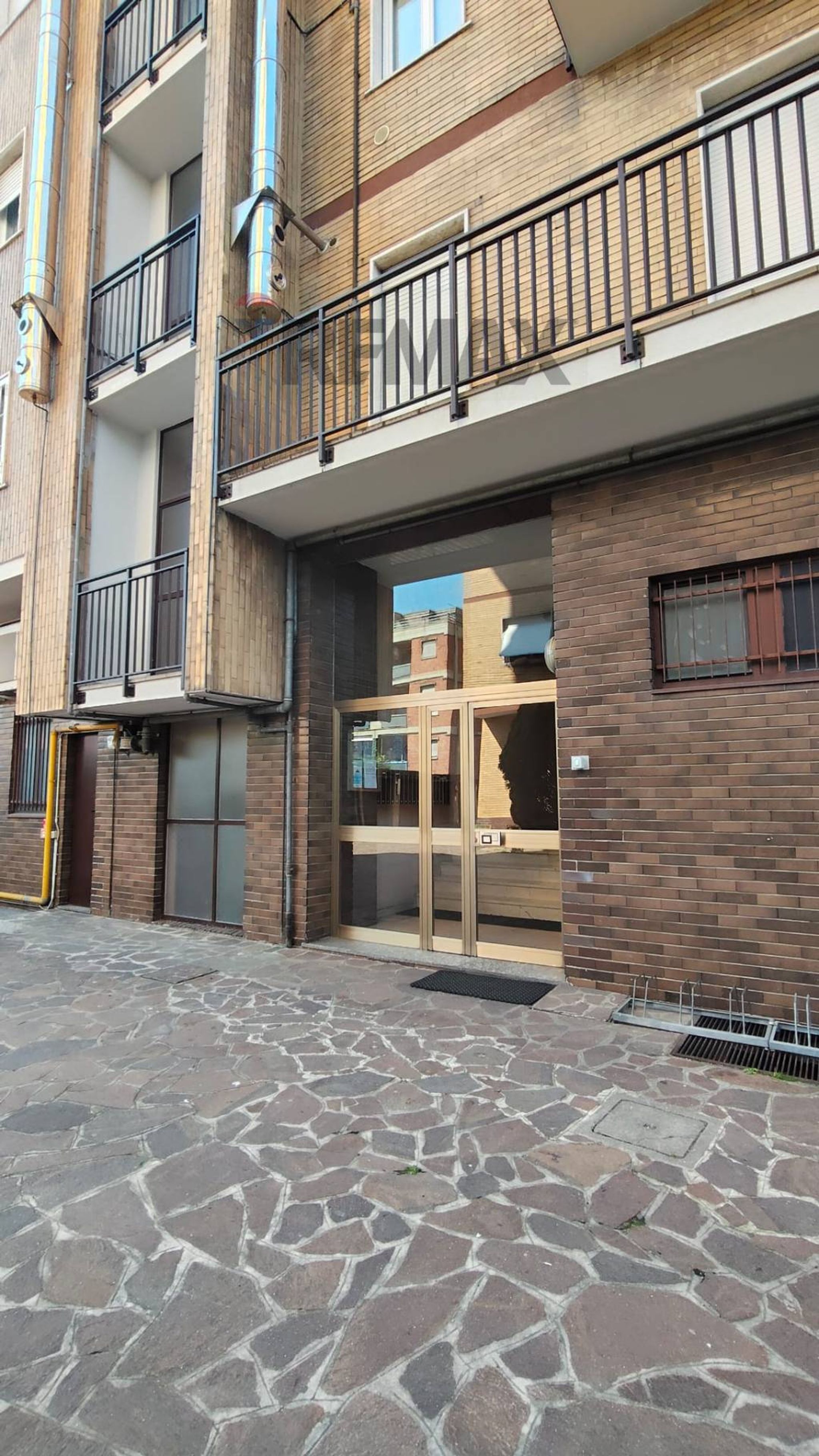Edificio all'aperto