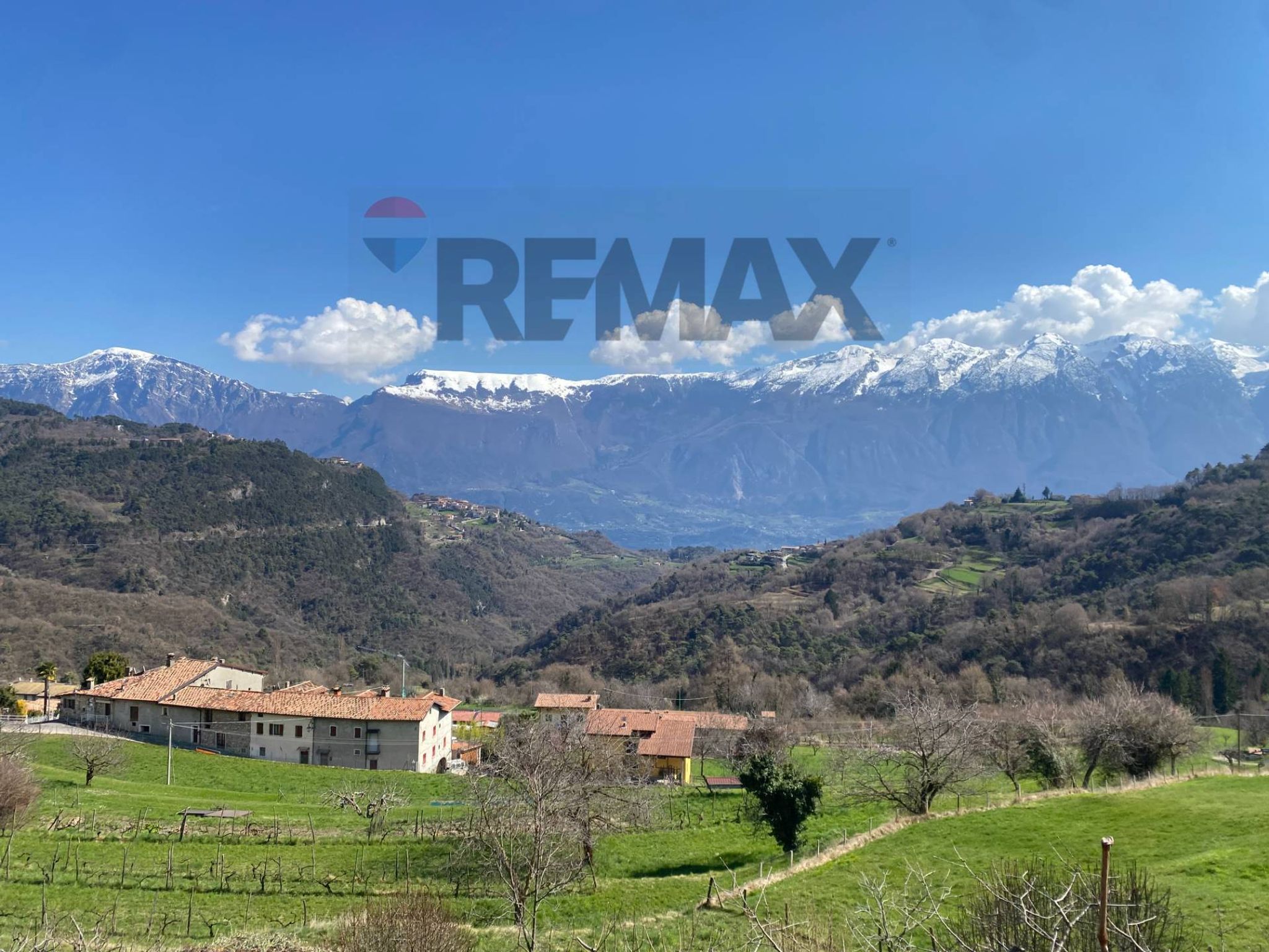 Property in Tremosine
