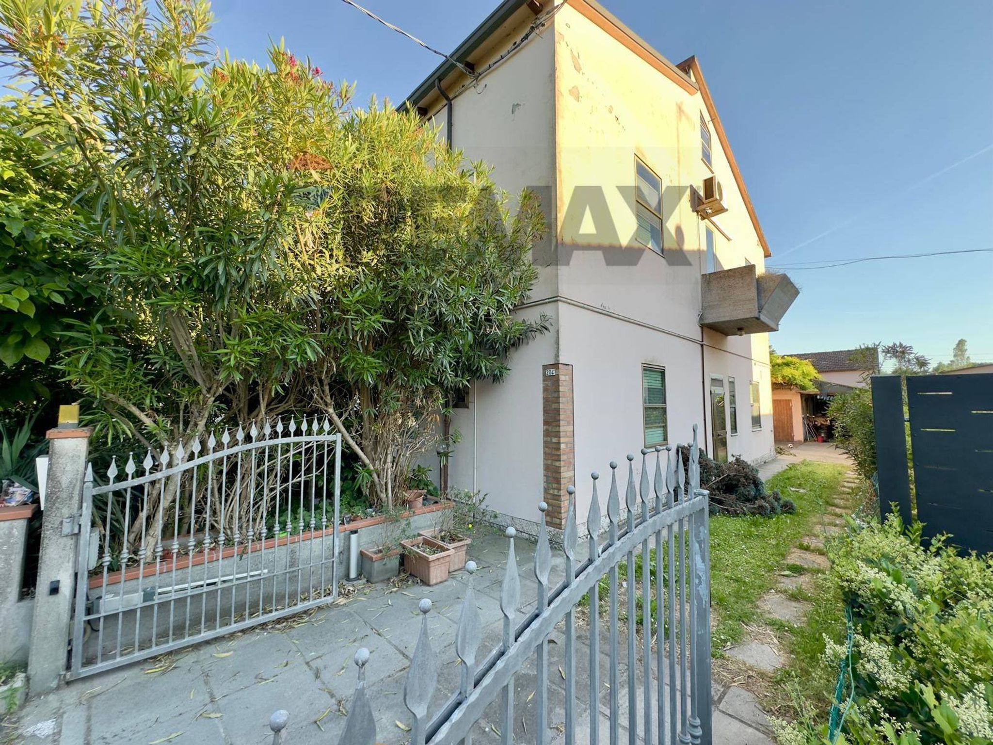 Casa all'aperto