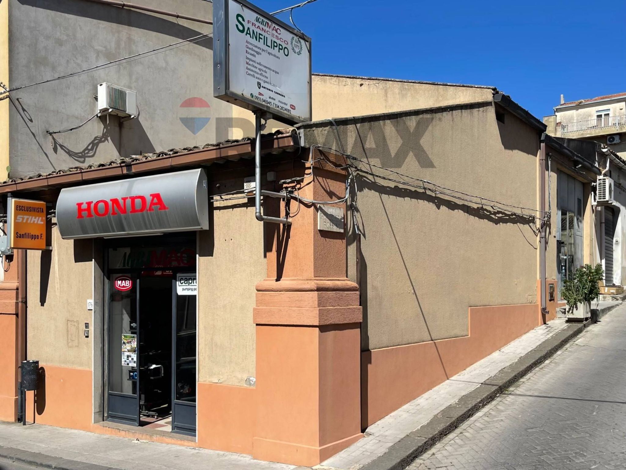 Edificio all'aperto
