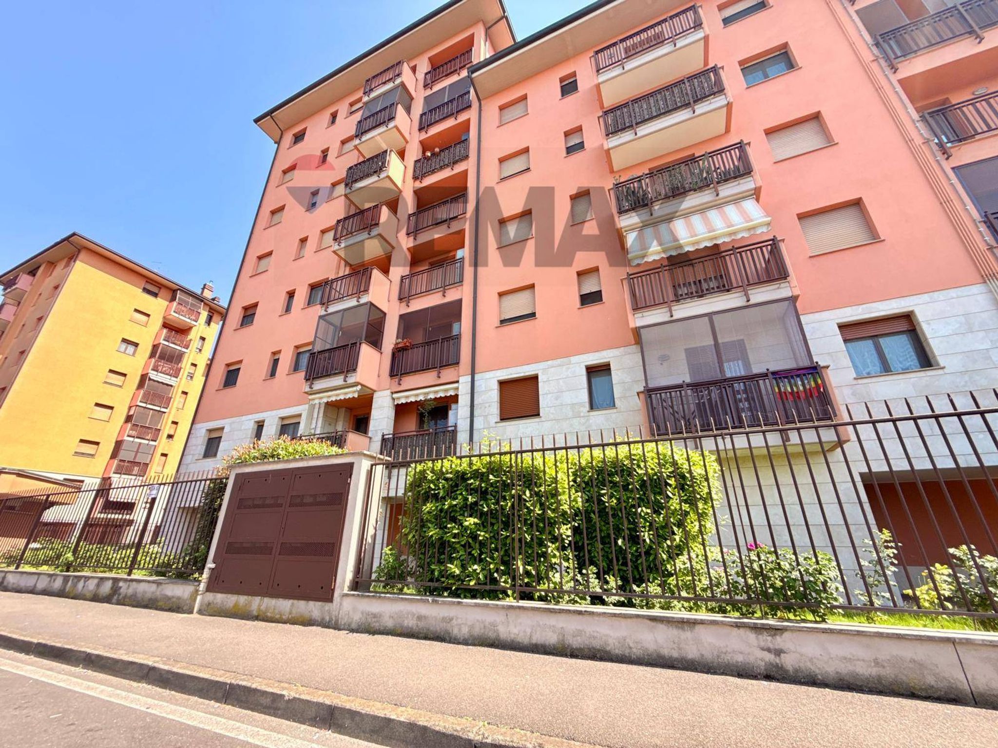 Edificio all'aperto