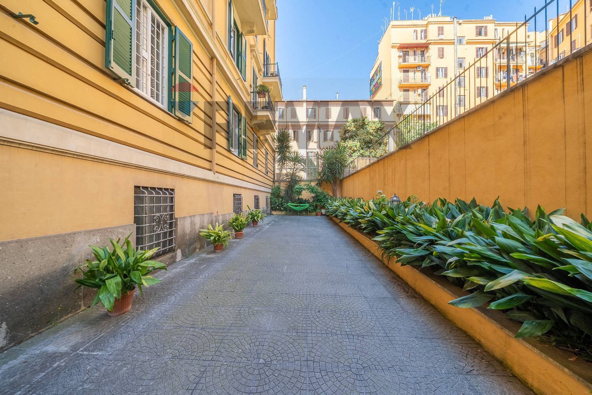 Edificio all'aperto