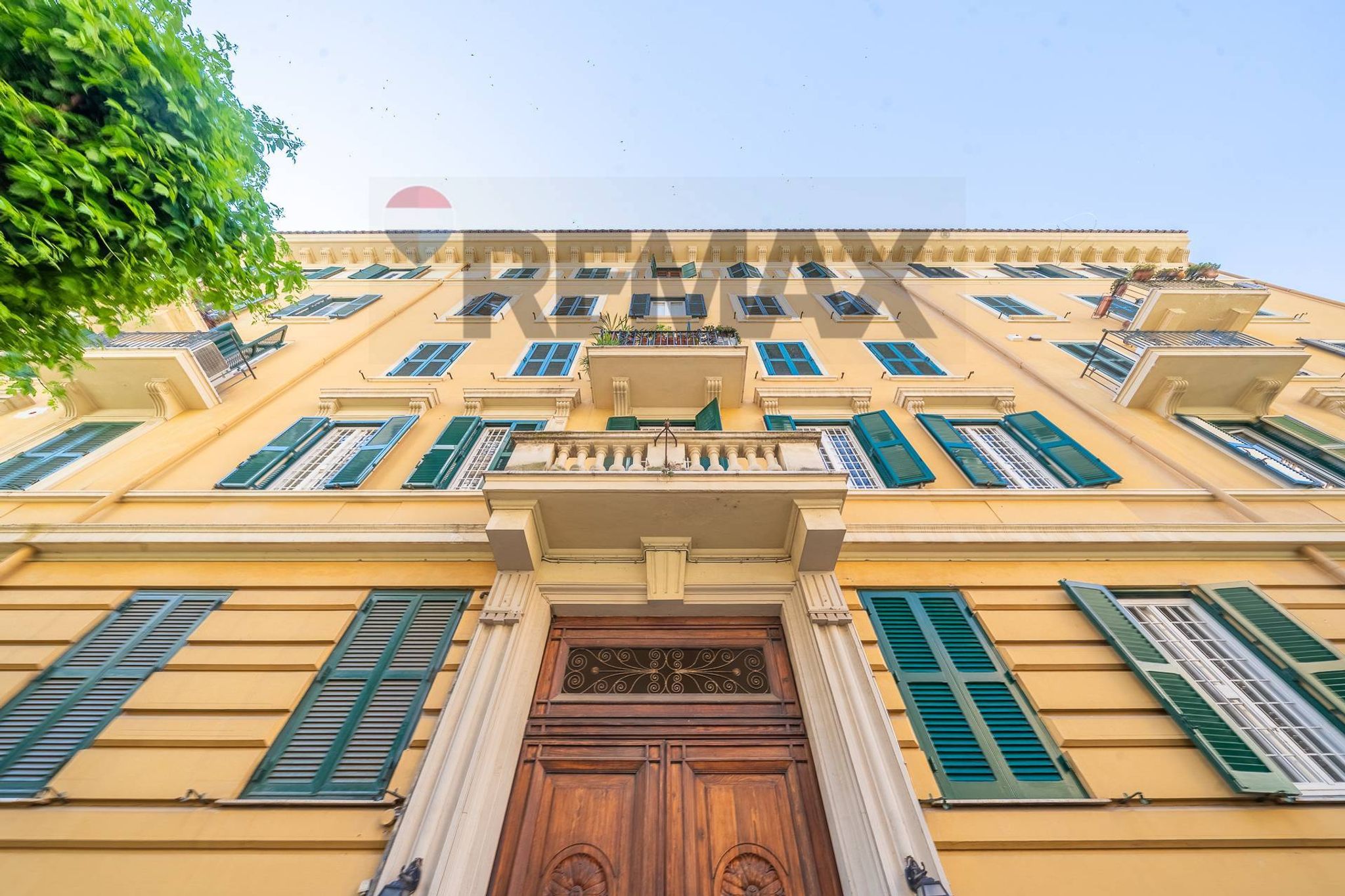 Edificio all'aperto