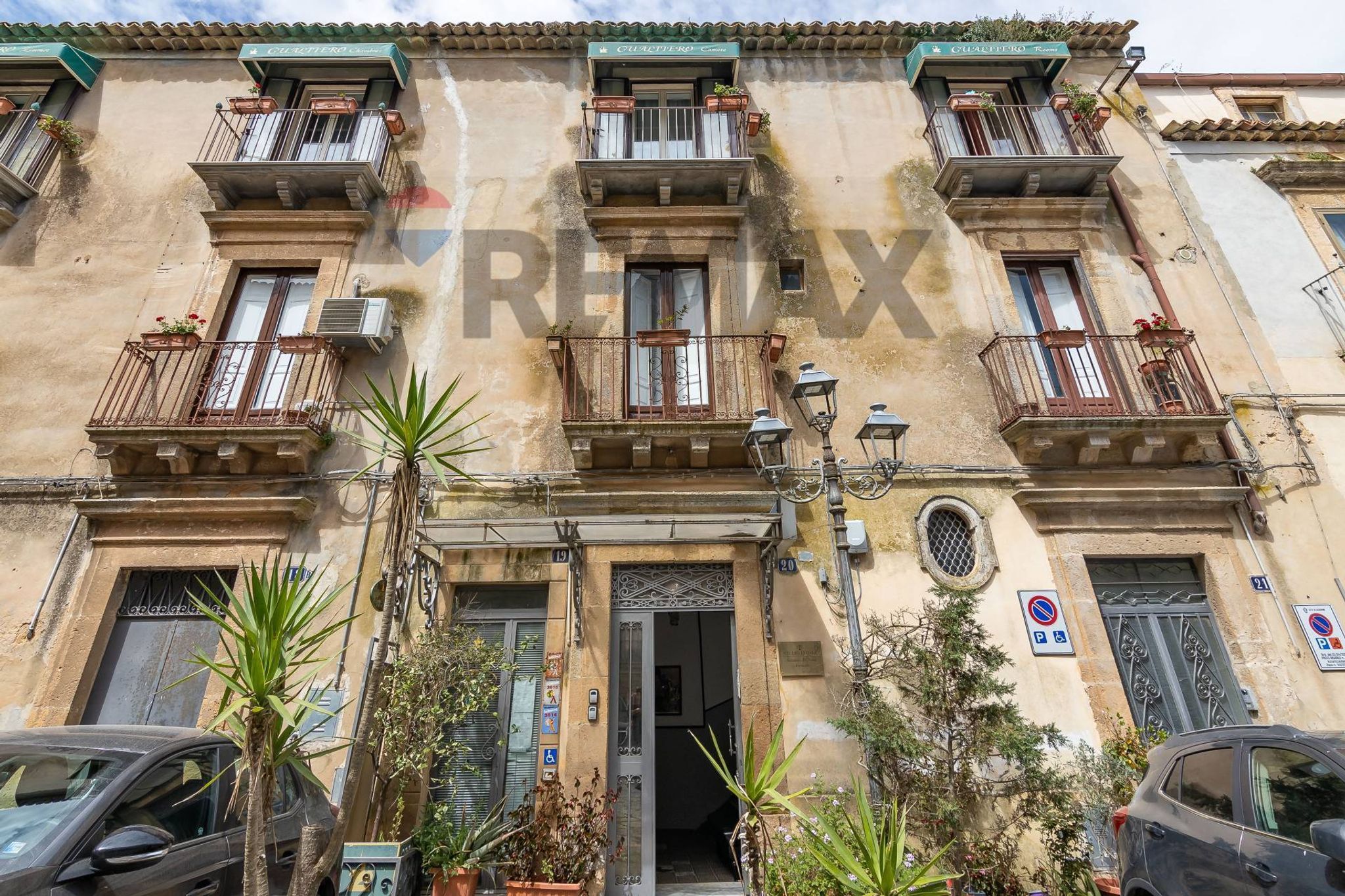 Edificio all'aperto