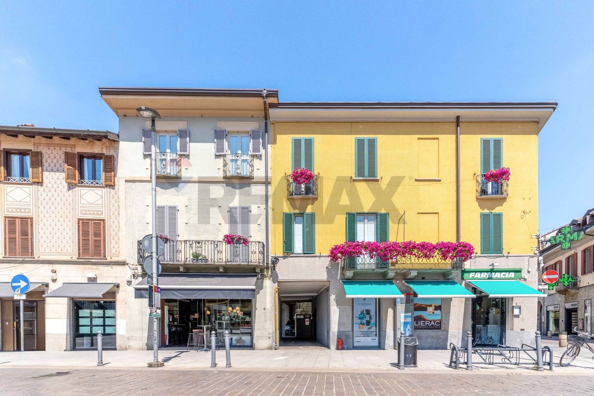 Edificio all'aperto
