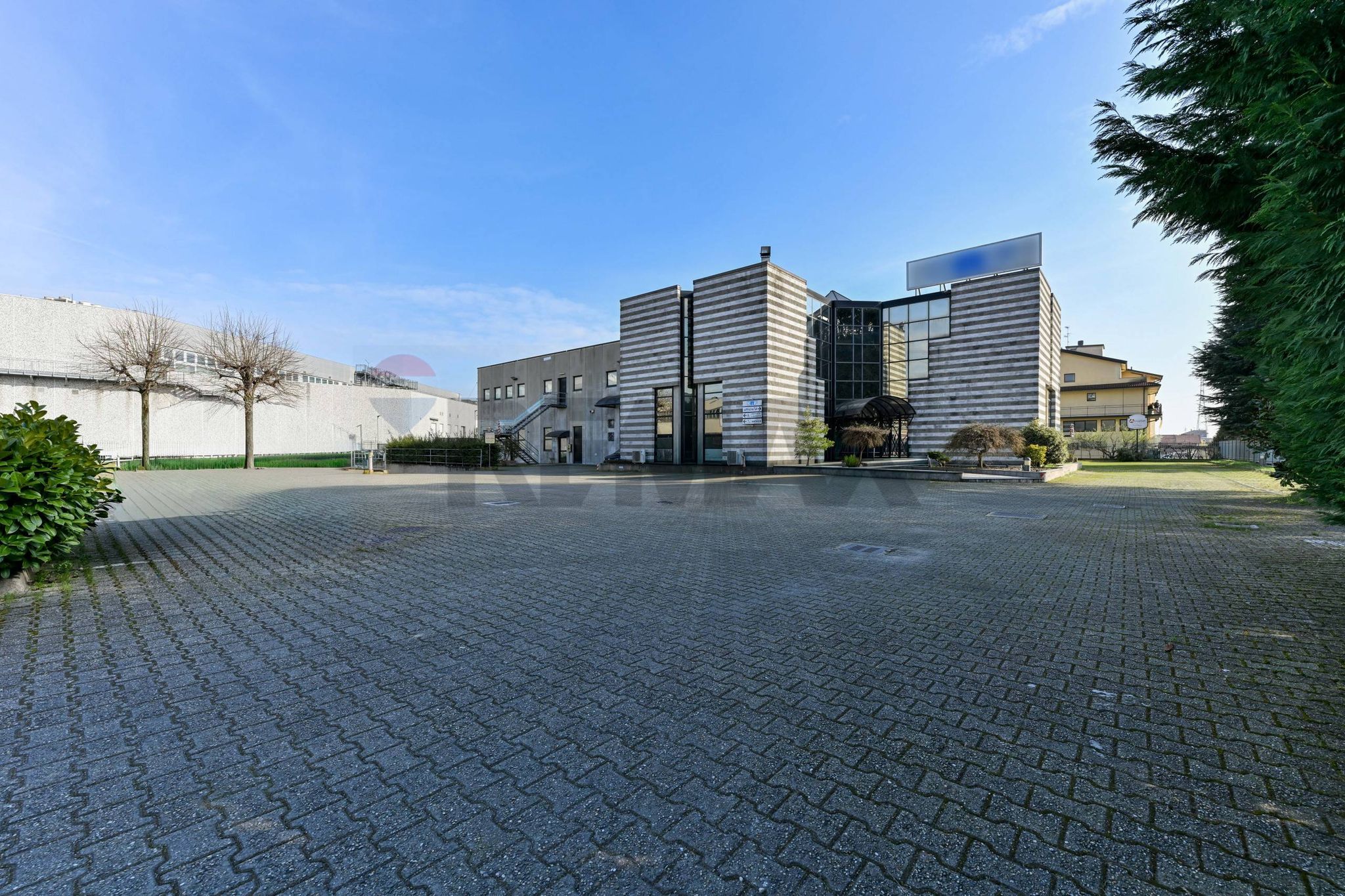 Edificio all'aperto