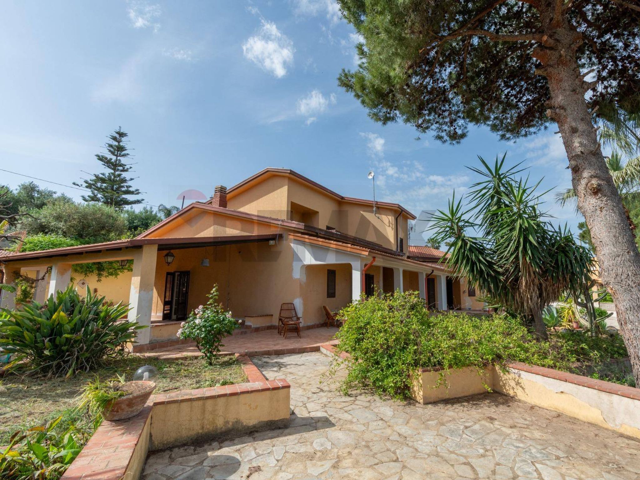 Property in Trappeto