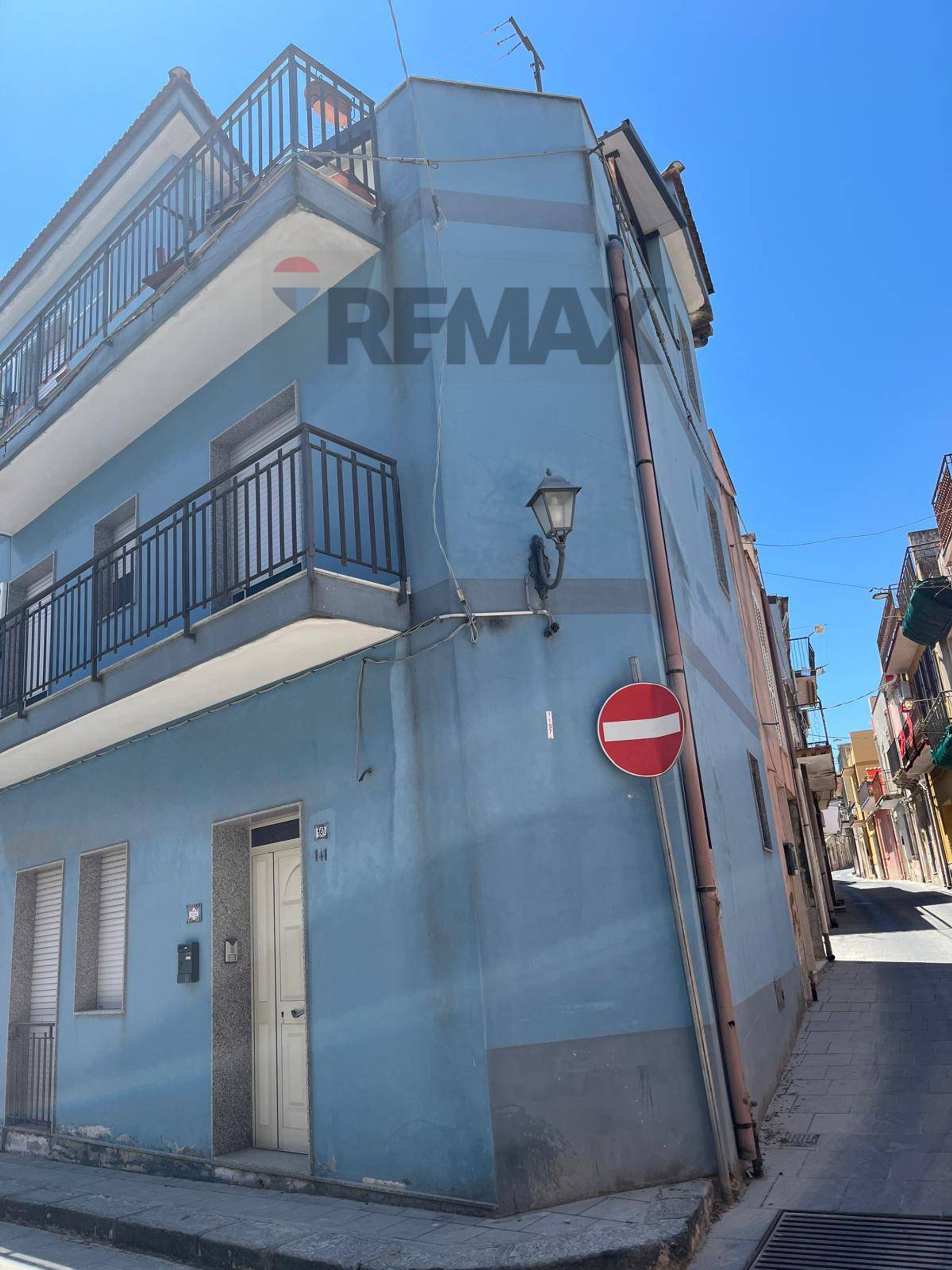 Edificio all'aperto