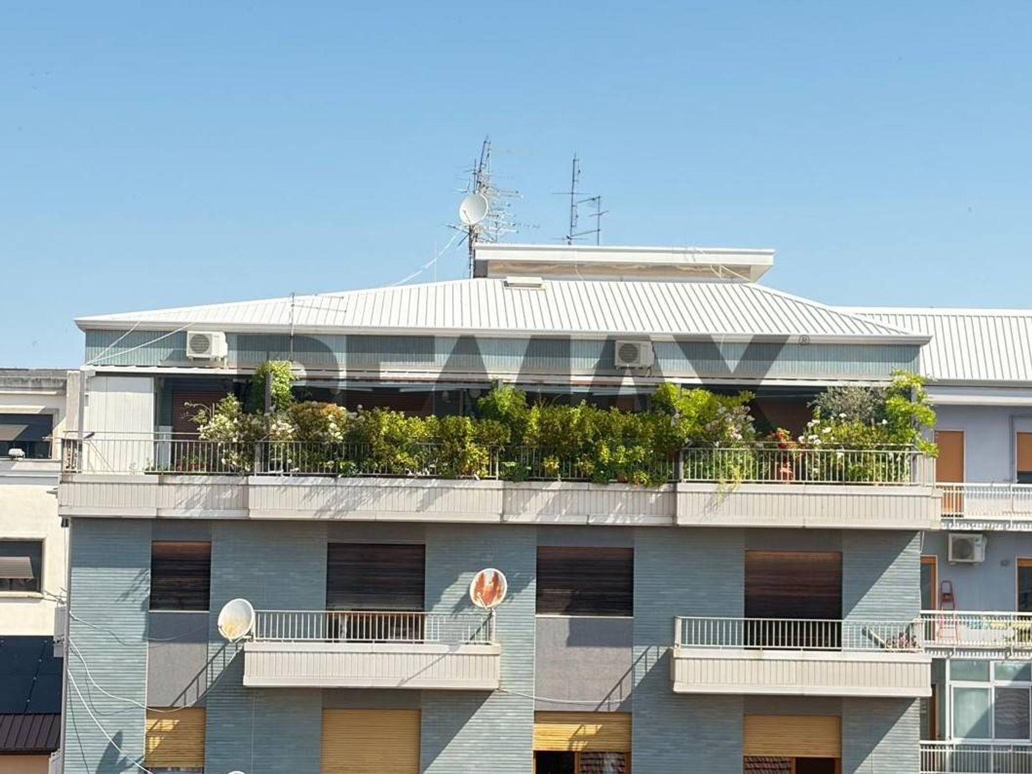 Edificio all'aperto