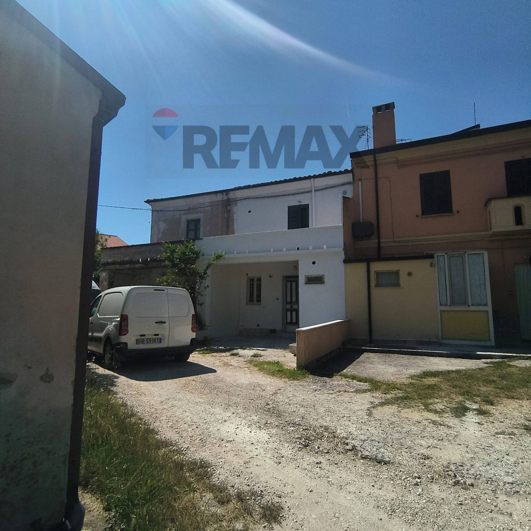 Edificio all'aperto