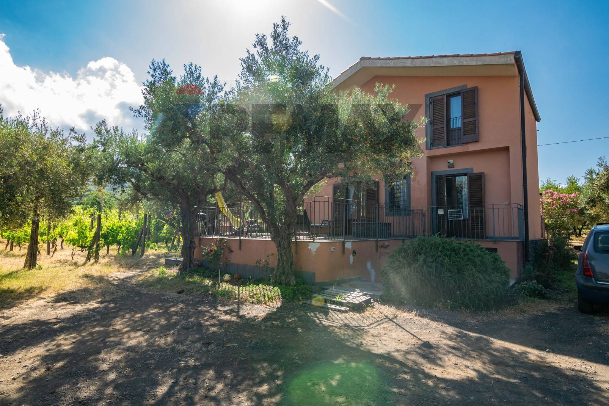 Villa Bifamiliare