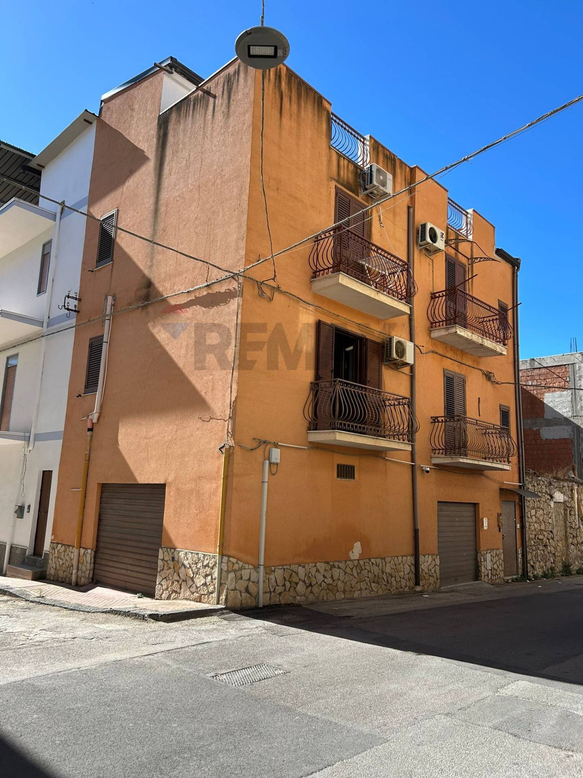Edificio all'aperto