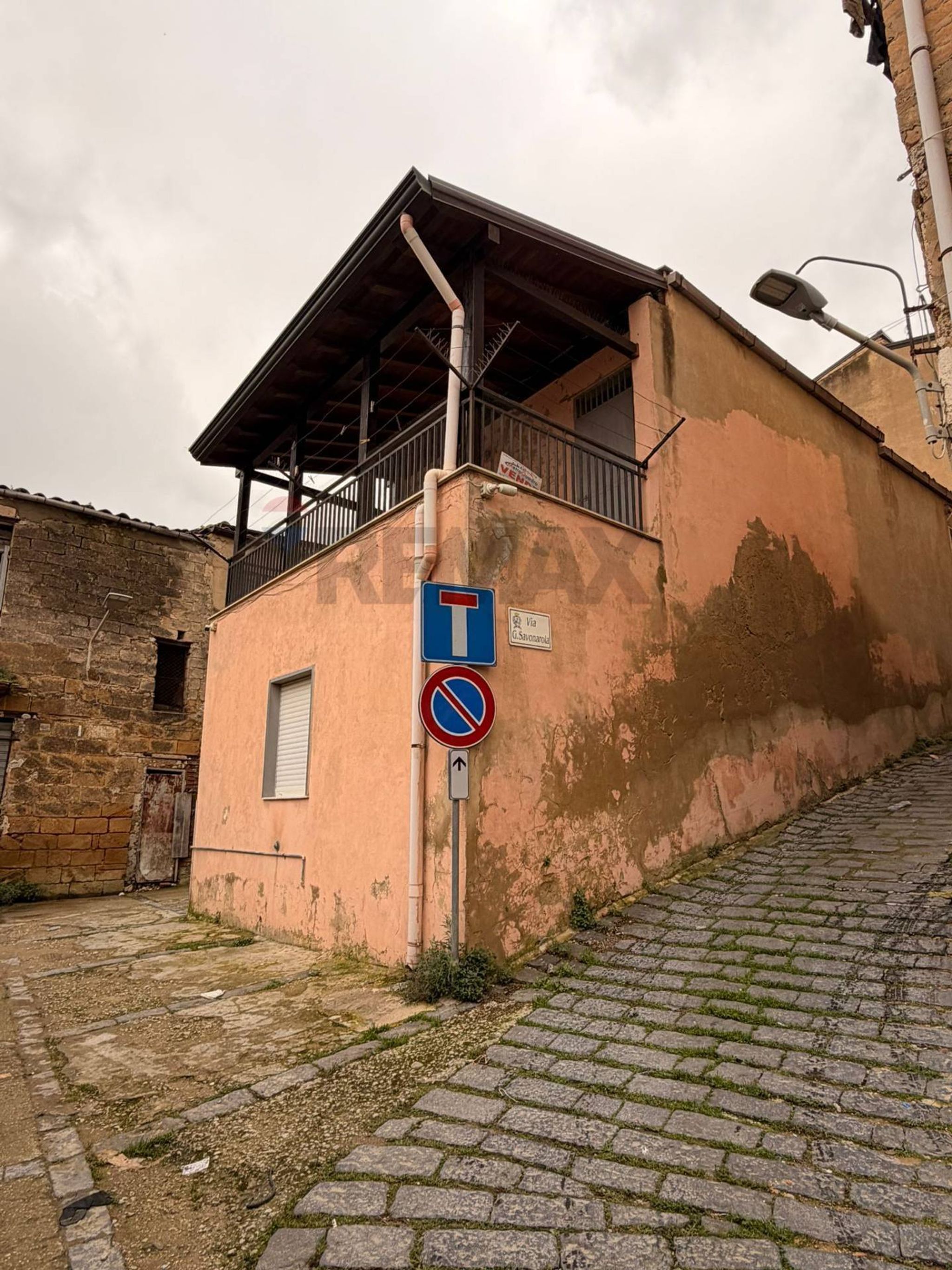 Casa all'aperto