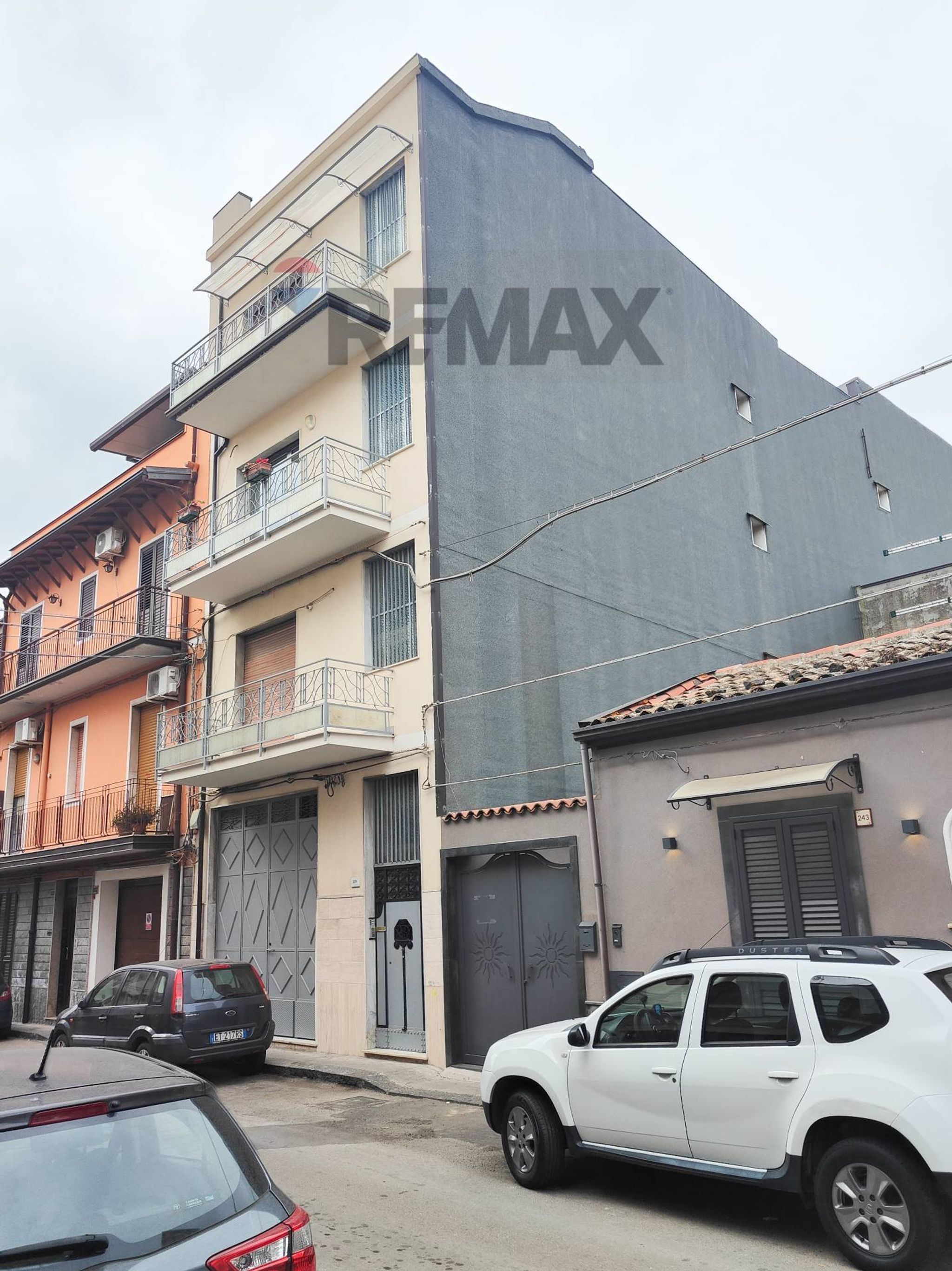 Edificio all'aperto