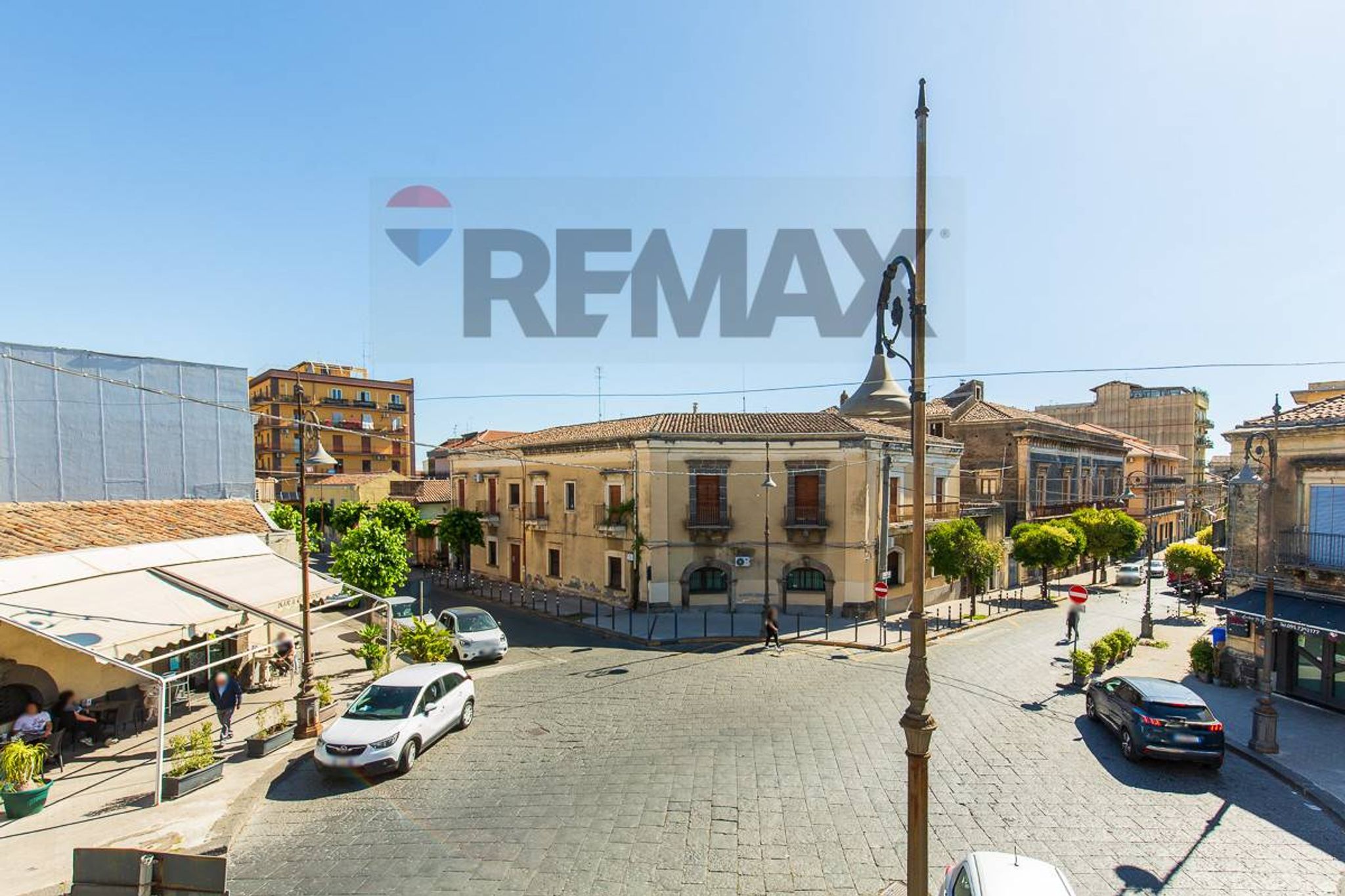 Edificio all'aperto