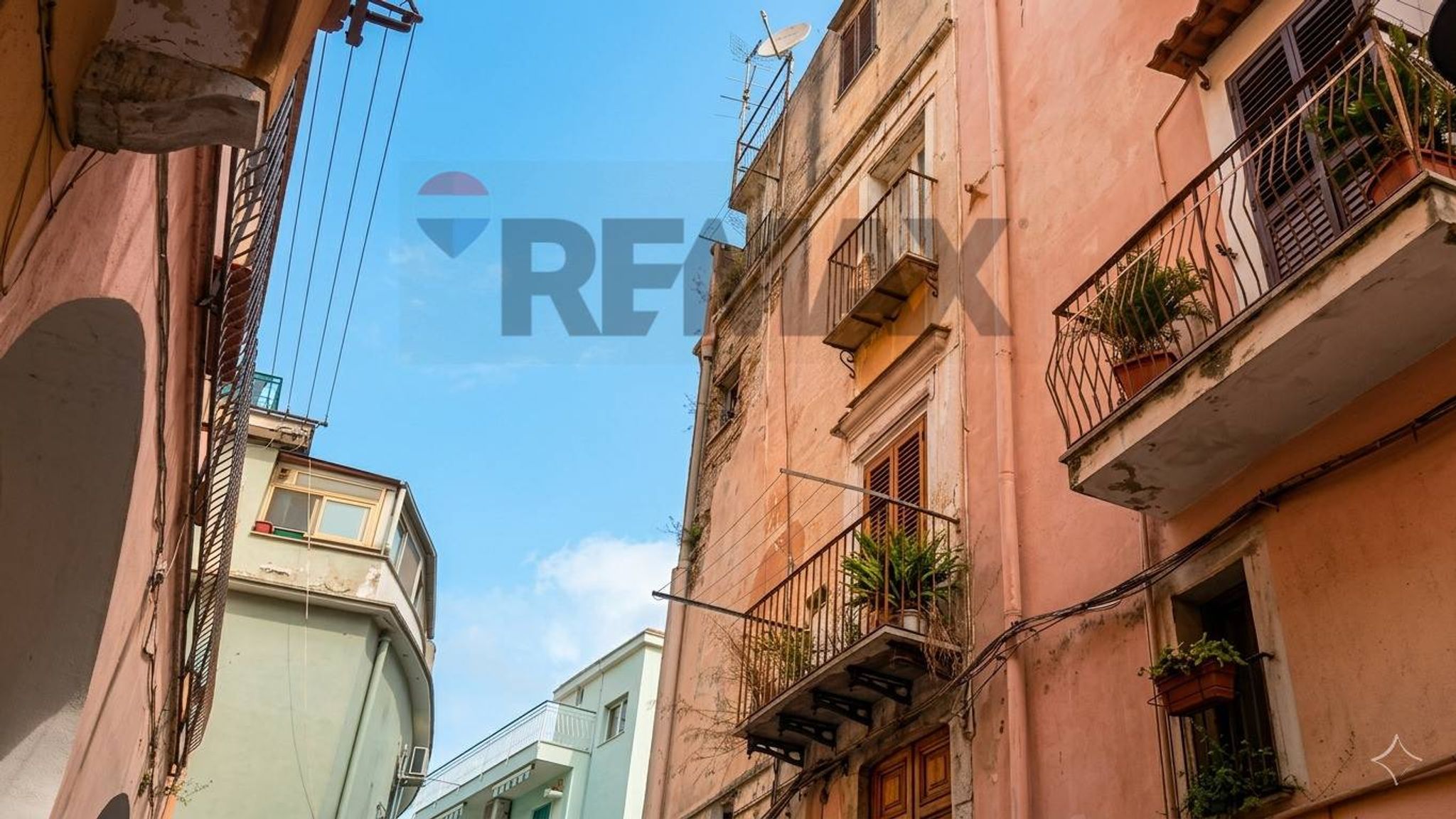 Edificio all'aperto