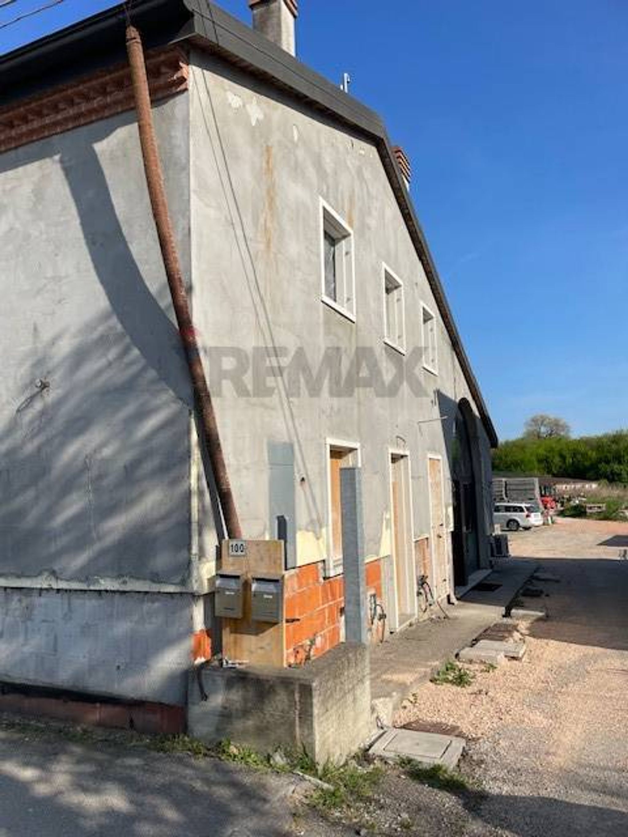 Edificio all'aperto