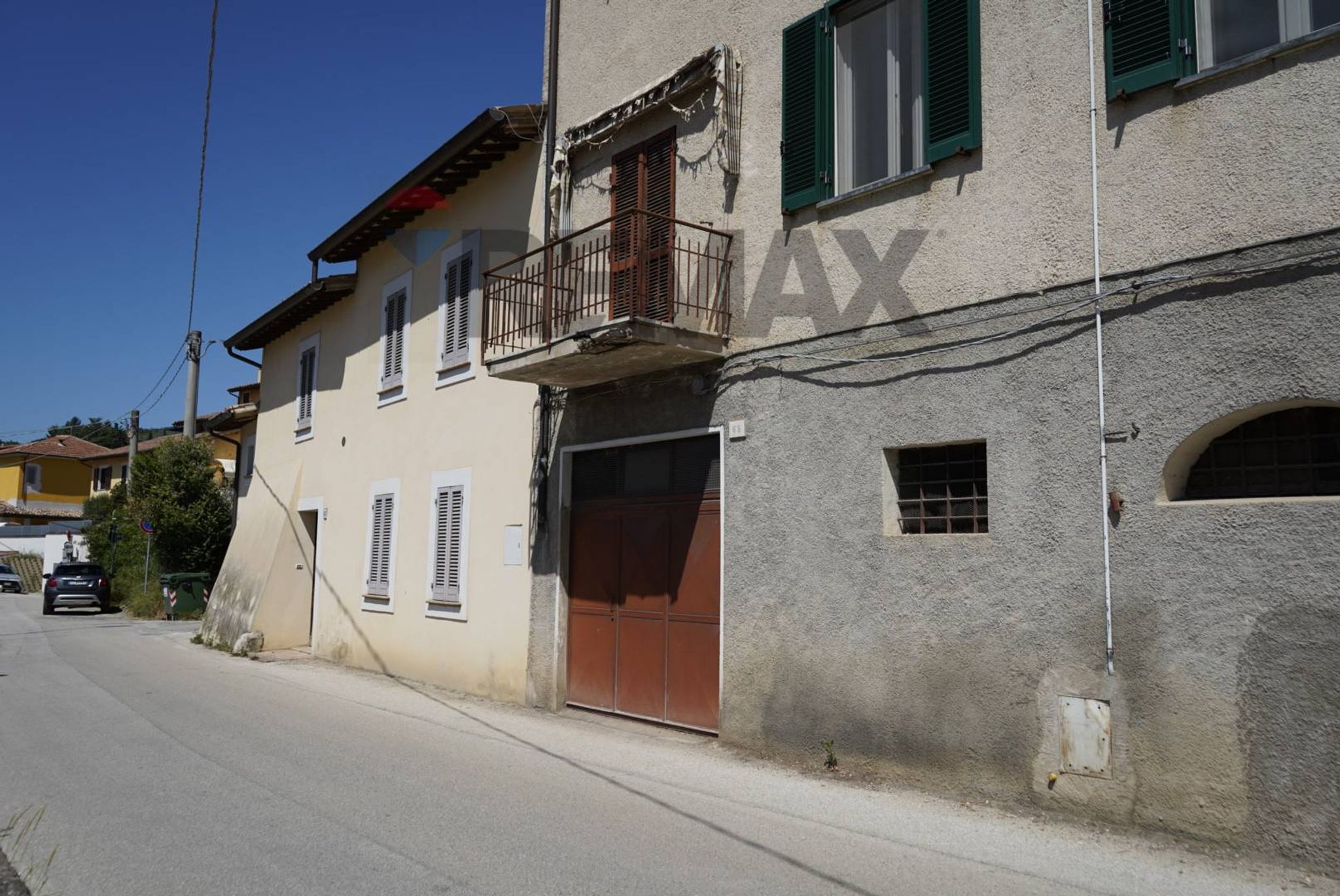 Edificio all'aperto