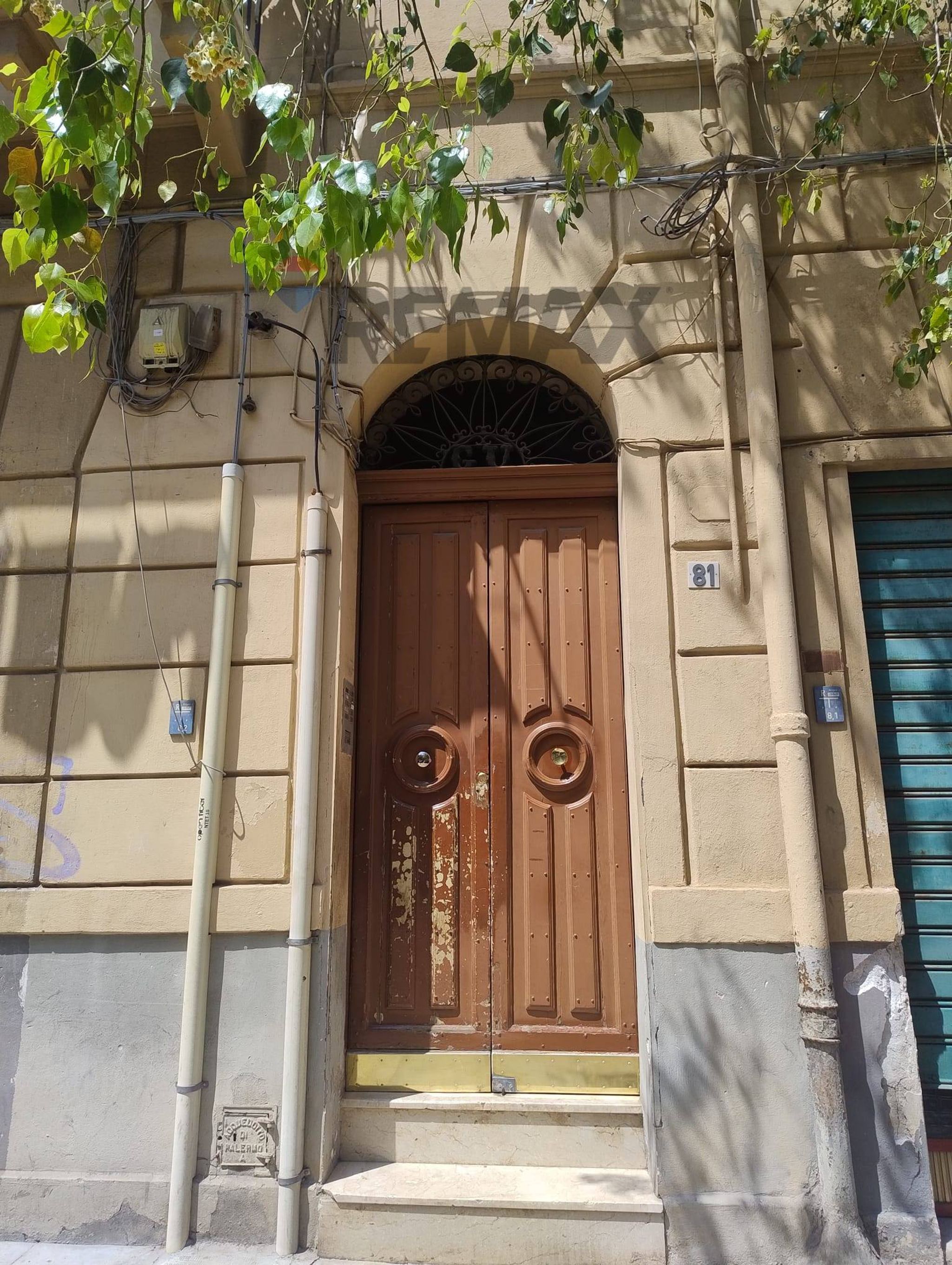 Edificio all'aperto