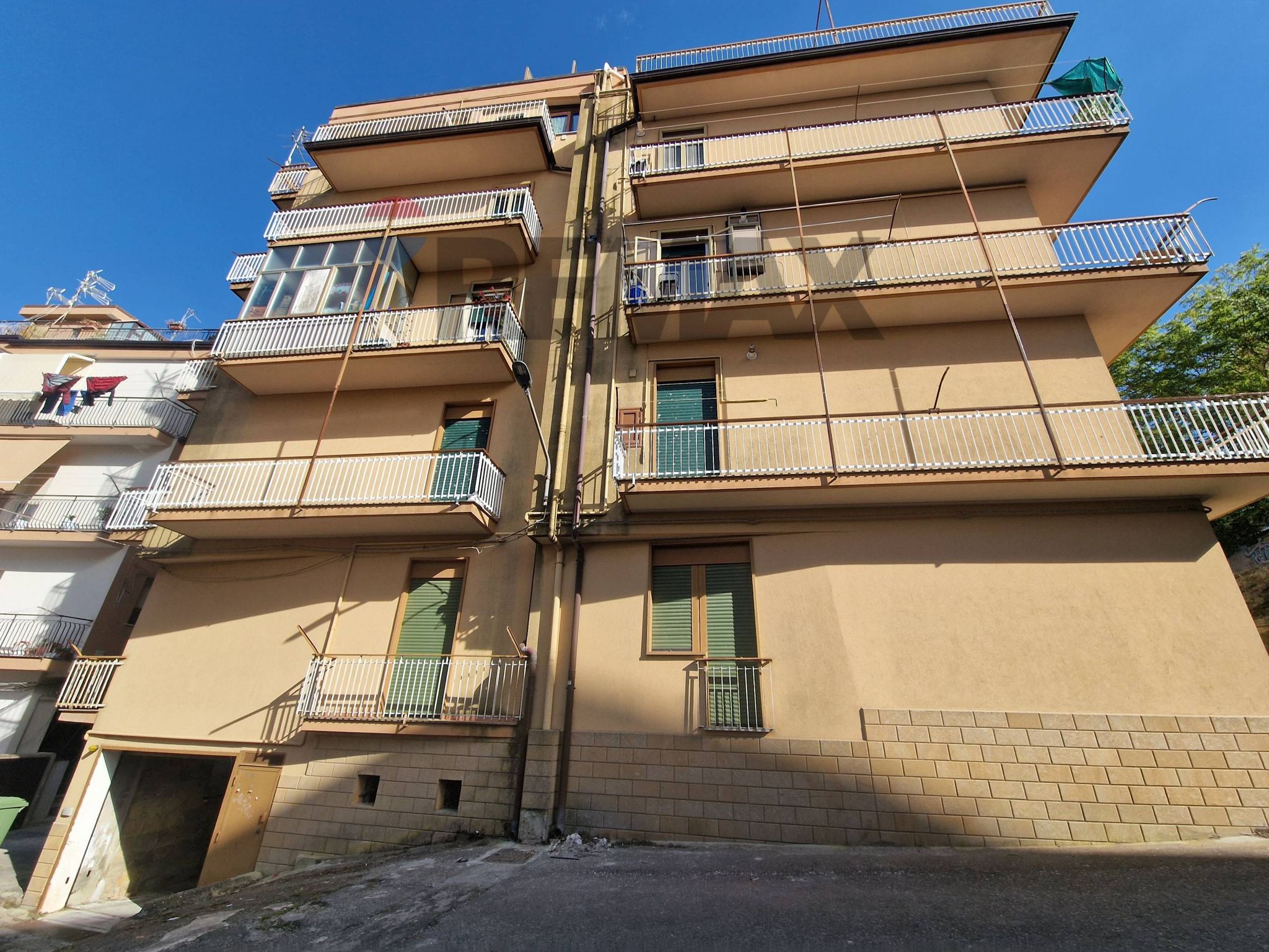 Edificio all'aperto