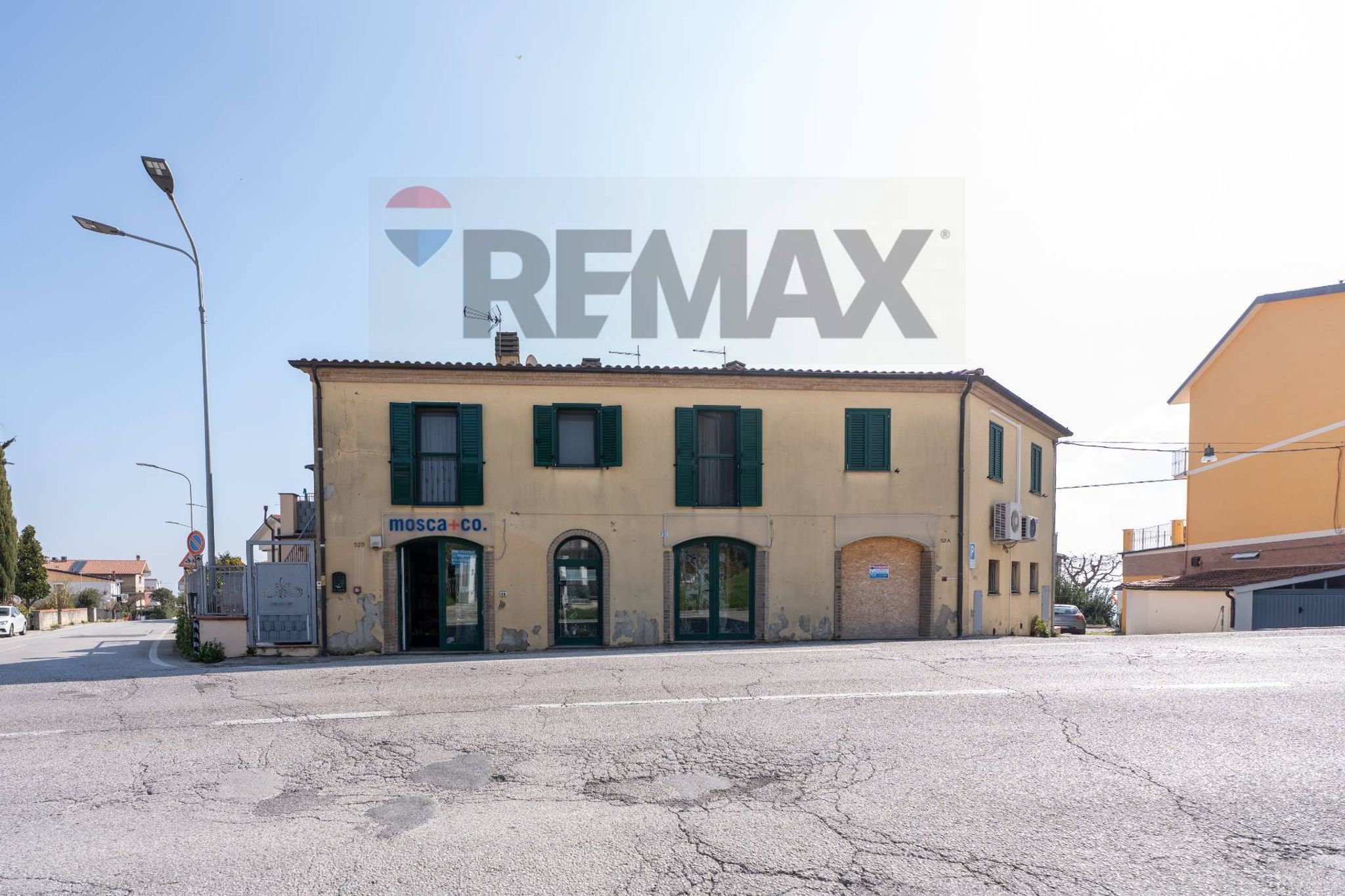 Edificio all'aperto