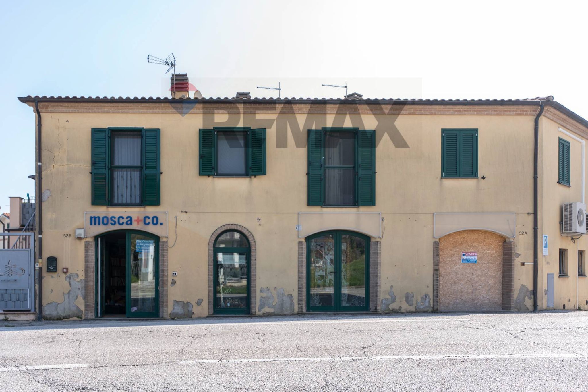 Edificio all'aperto